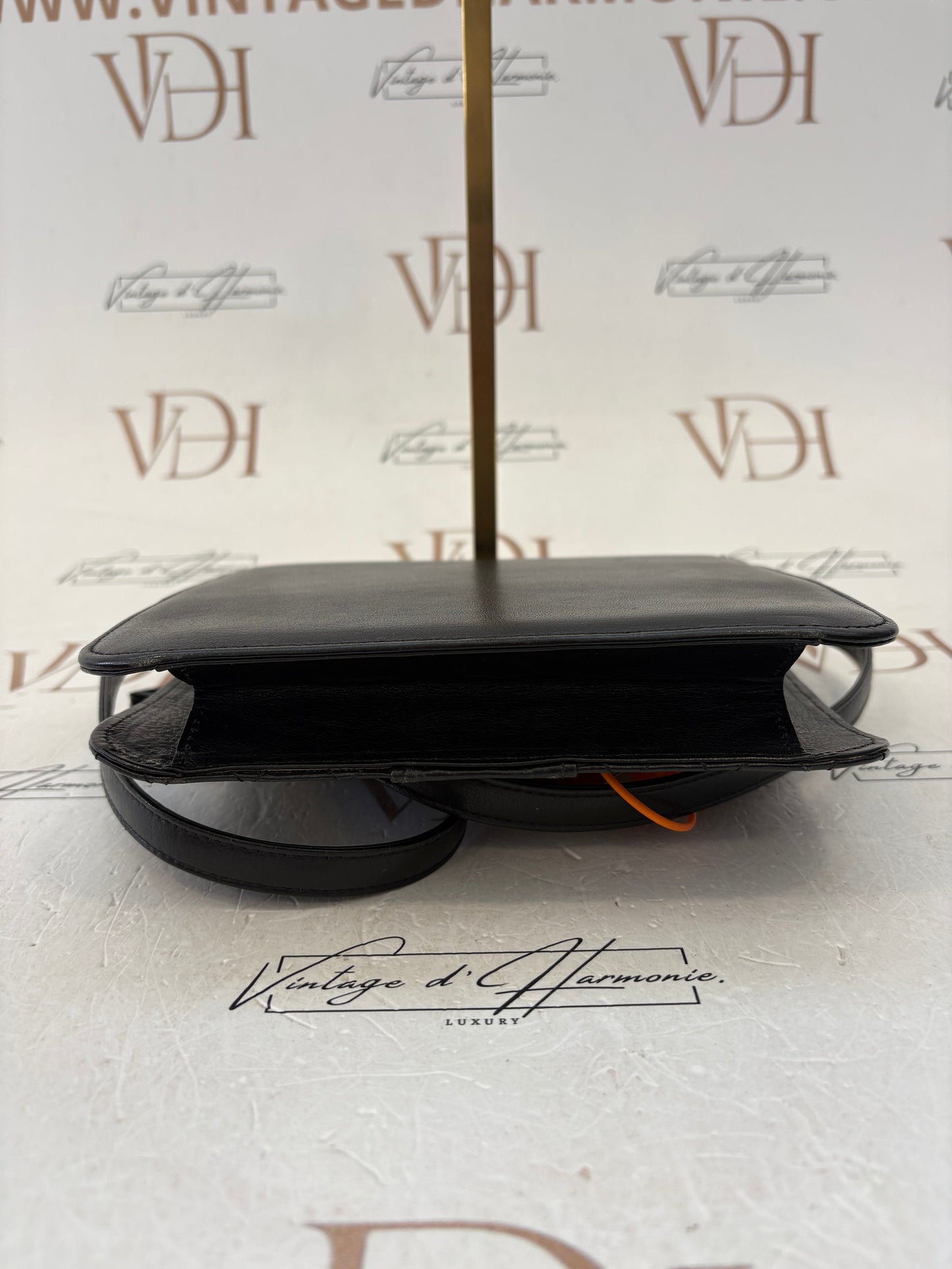 018074 - Saint Laurent Black Vintage