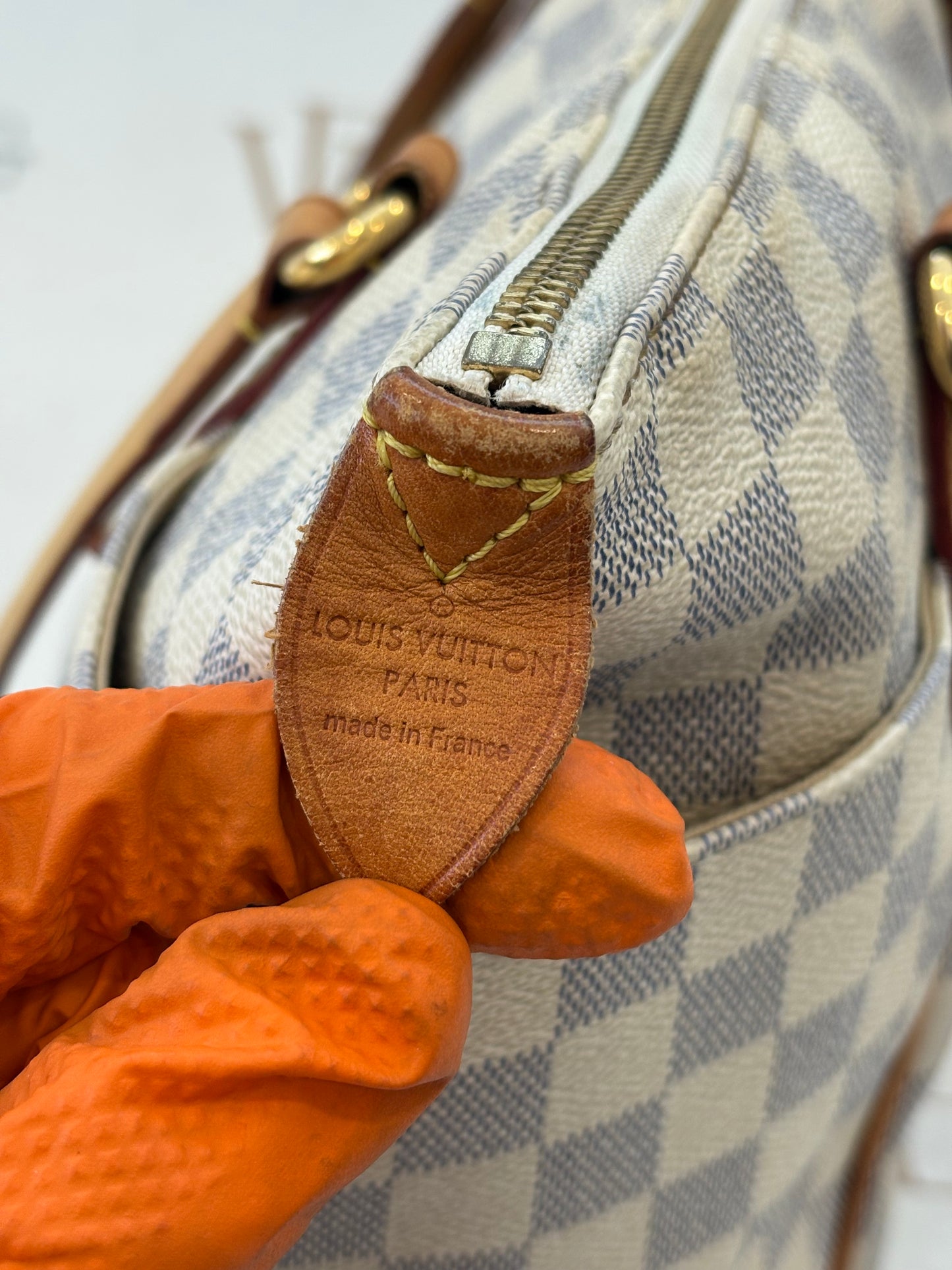 018417Louis Vuitton Totally PM