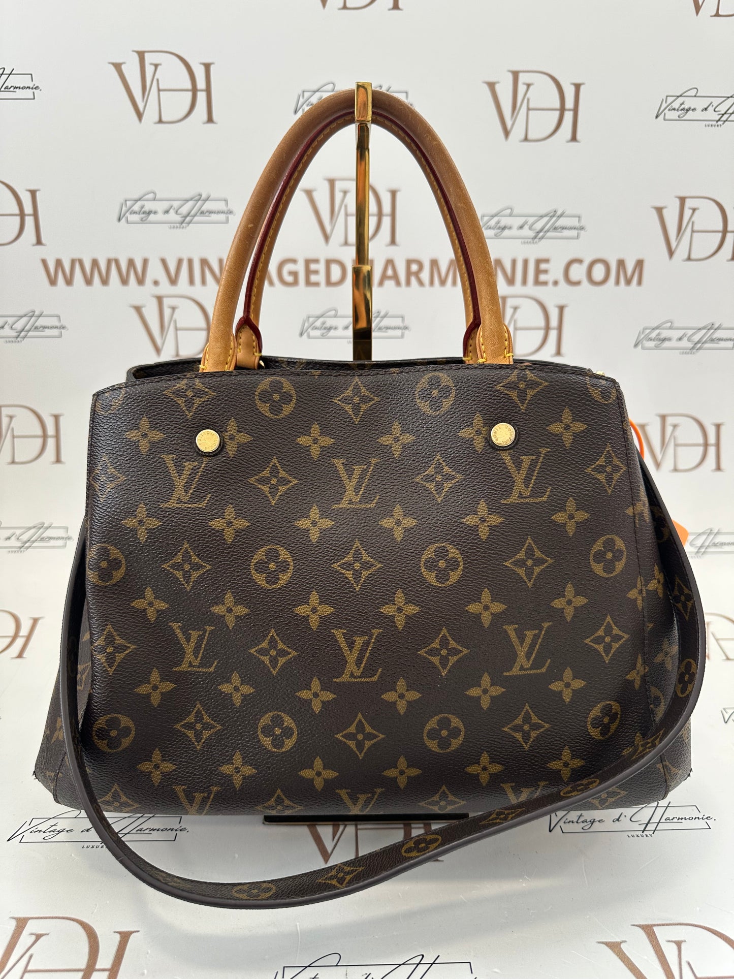 200837 - Louis Vuitton Montaigne