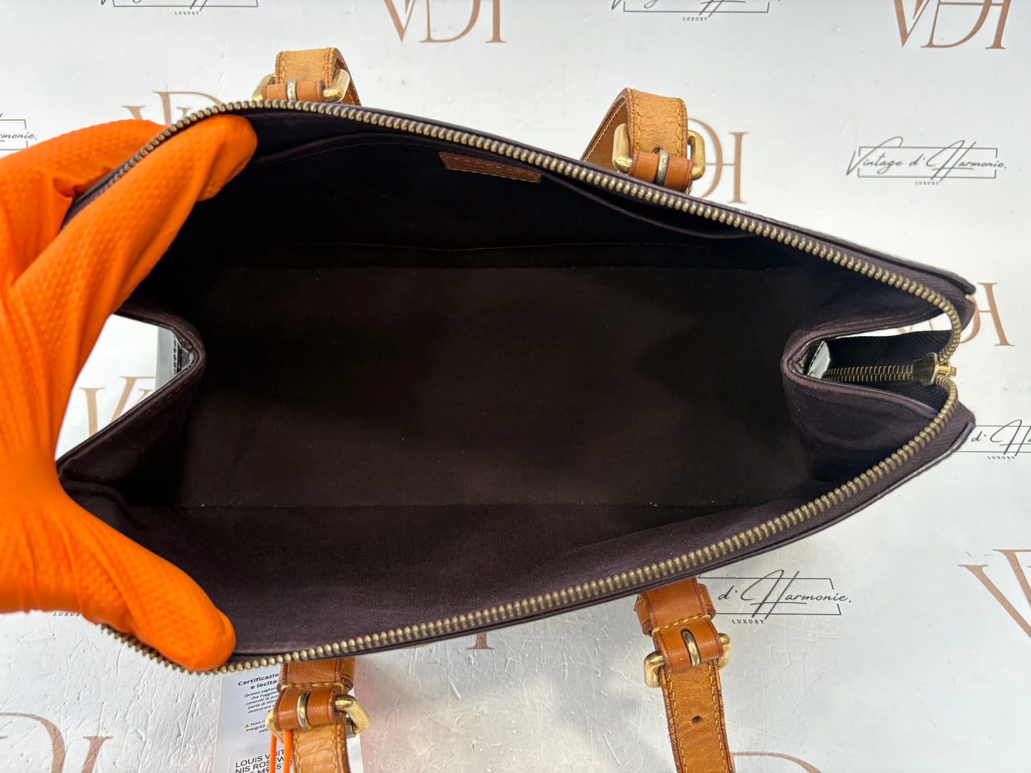 018649 - Louis Vuitton Vernis Rosewood