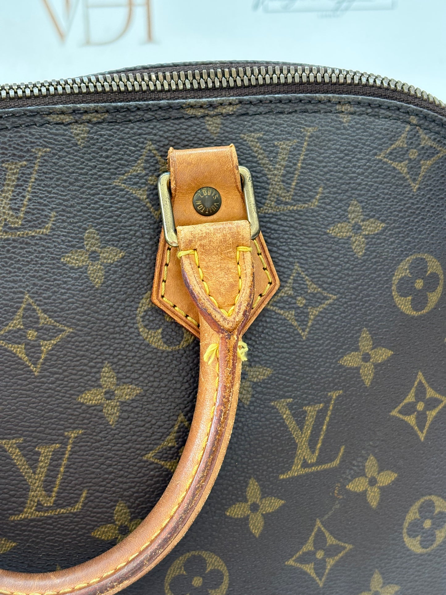 018331 - Louis Vuitton Alma