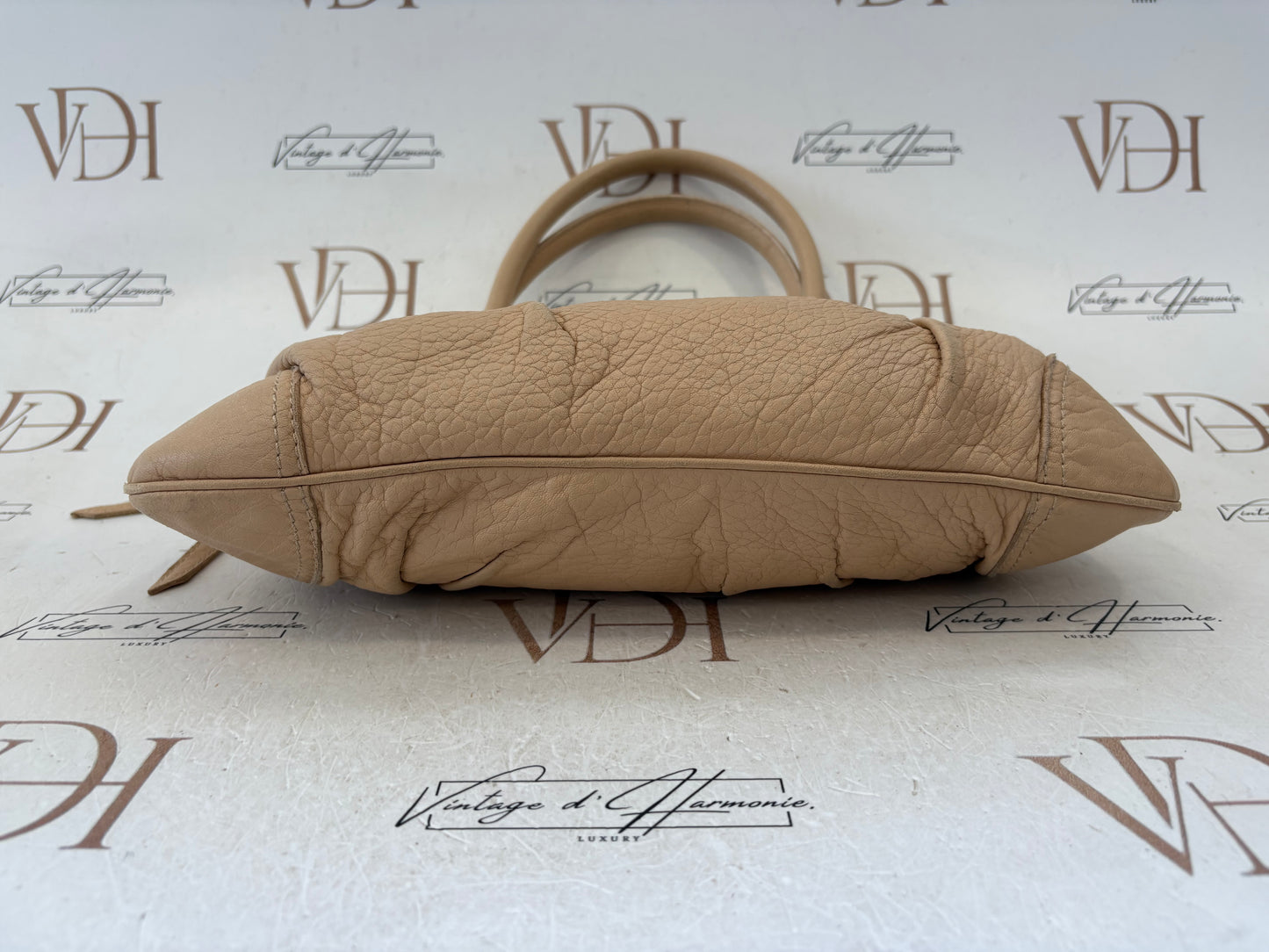 017241 - Salvatore Ferragamo Beige