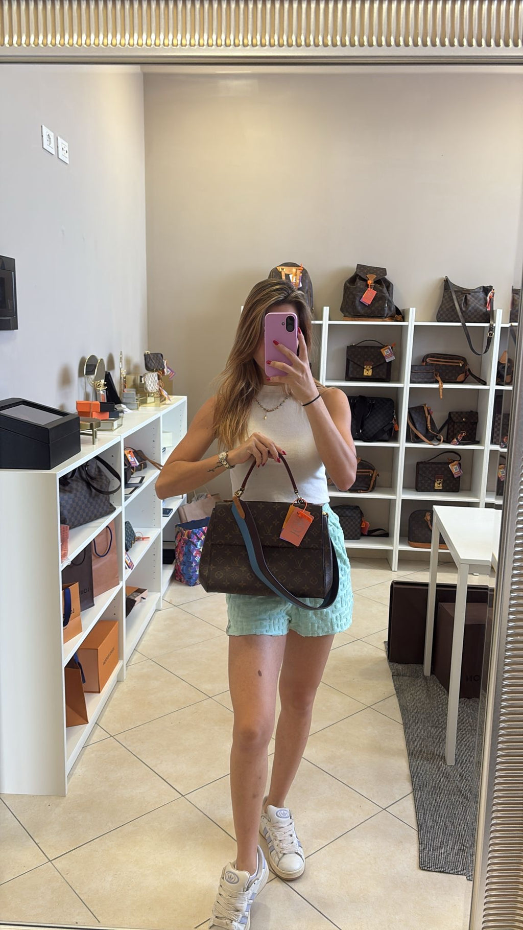 Louis Vuitton Cluny MM