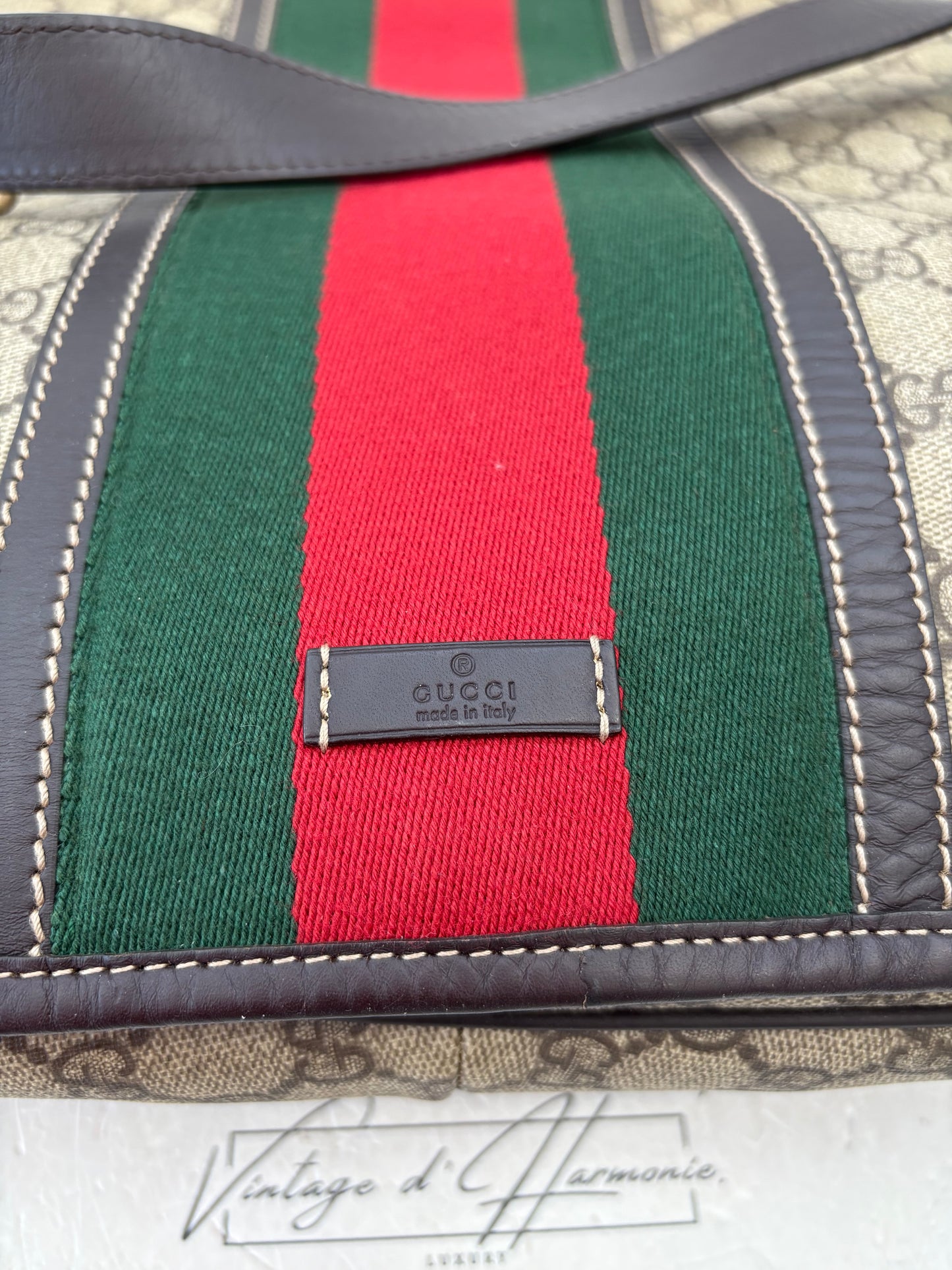 383425 - Gucci Messenger