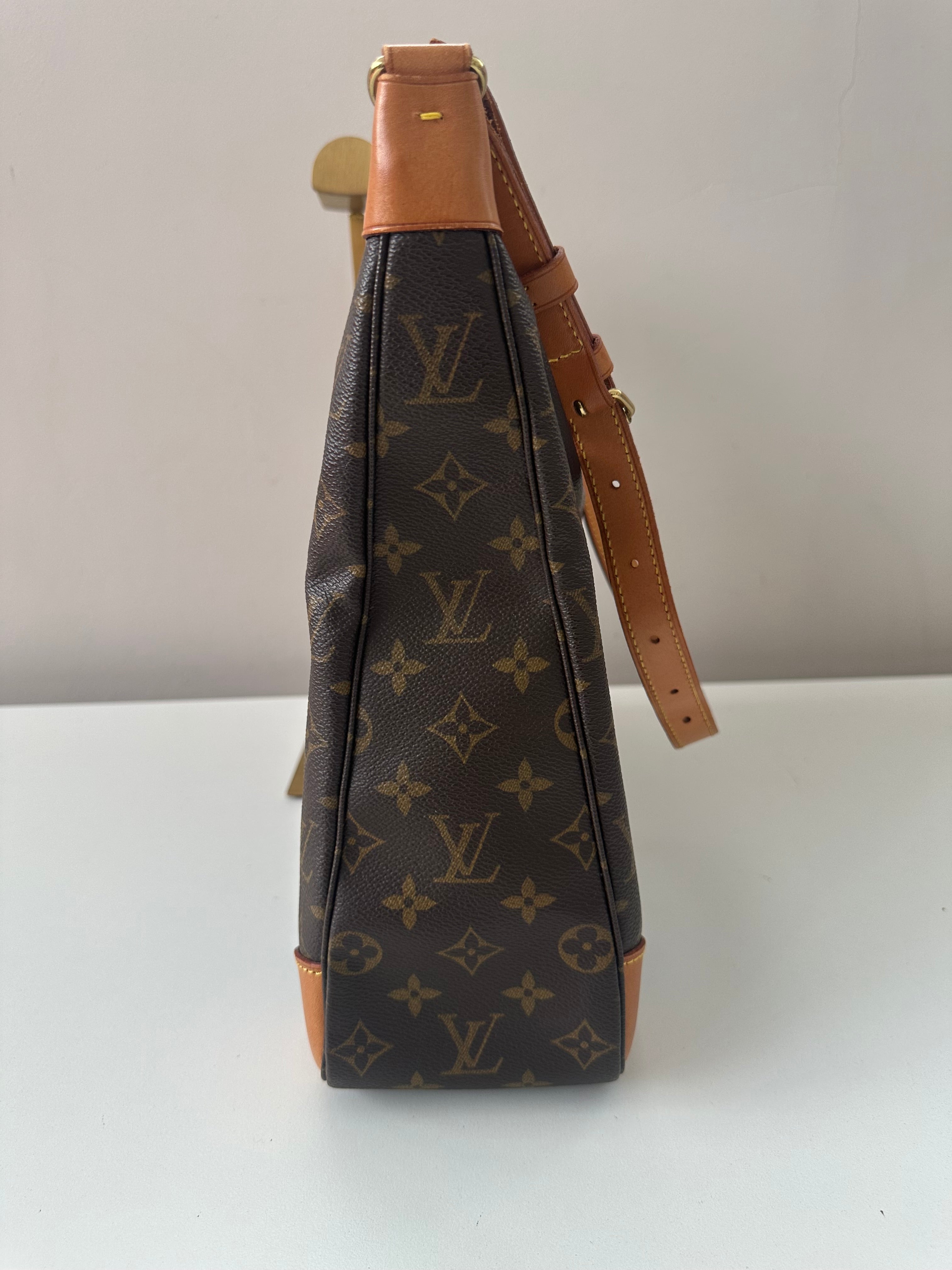 Louis Vuitton Boulogne 35