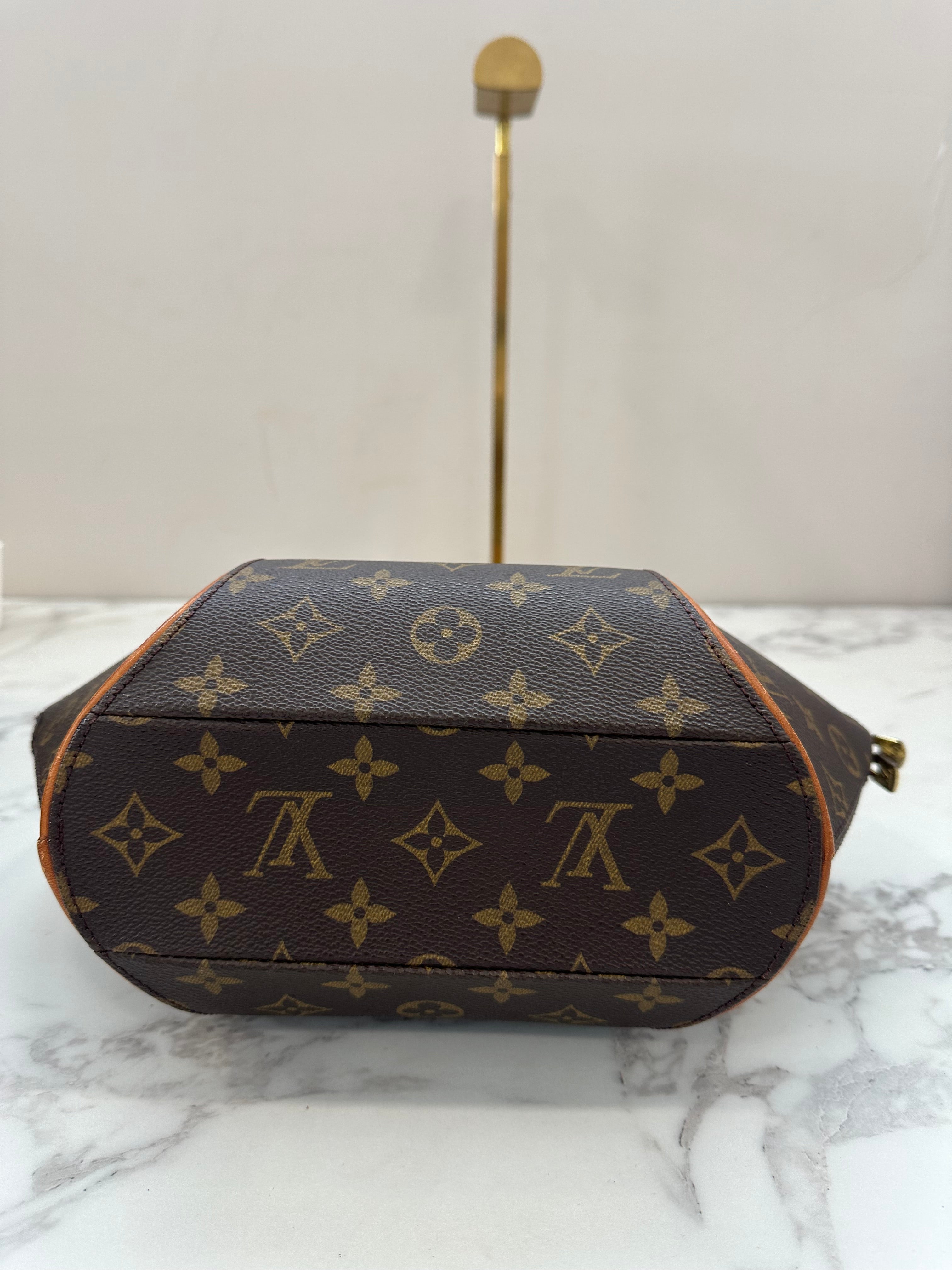 Louis Vuitton Ellipse PM