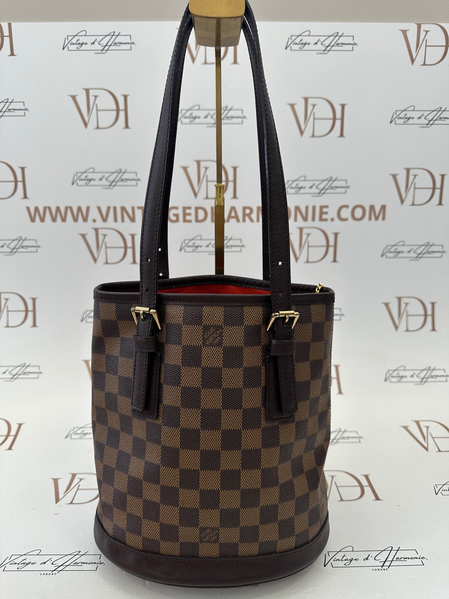 017775 - Louis Vuitton Marais