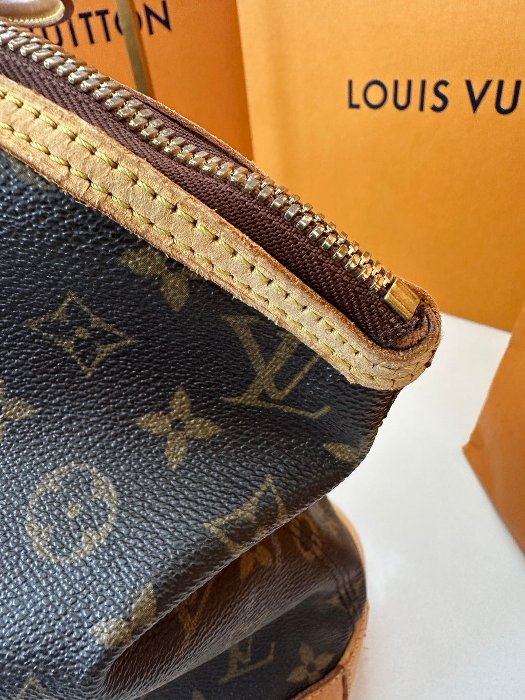 Louis Vuitton Lockit Horizontal