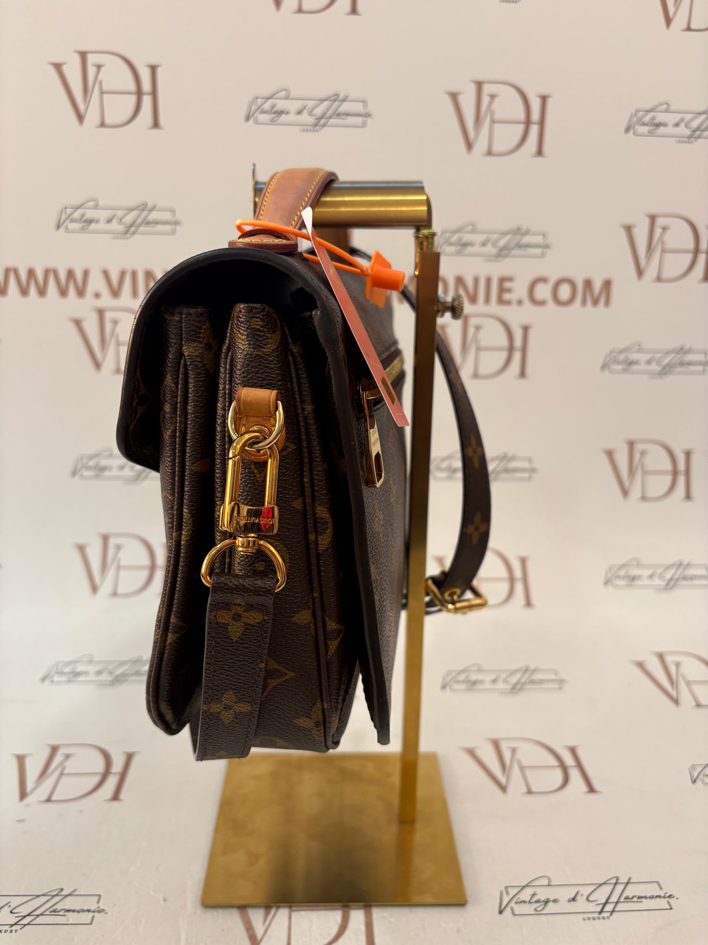 383645 - Louis Vuitton Metis