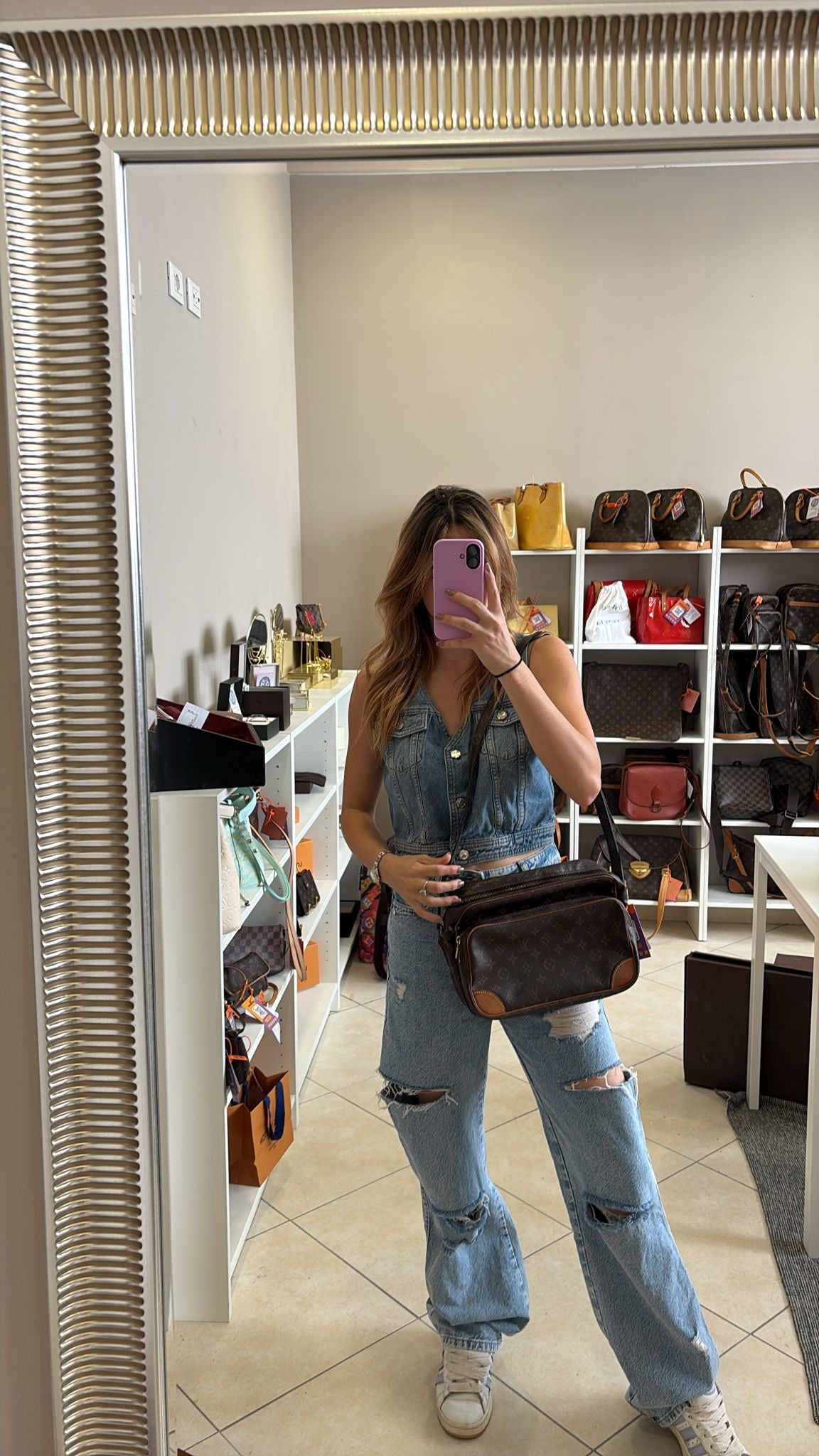 Louis Vuitton Nile
