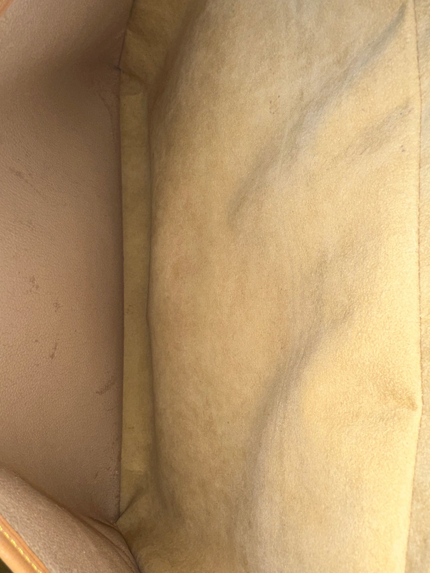 Louis Vuitton Porte Document Voyage