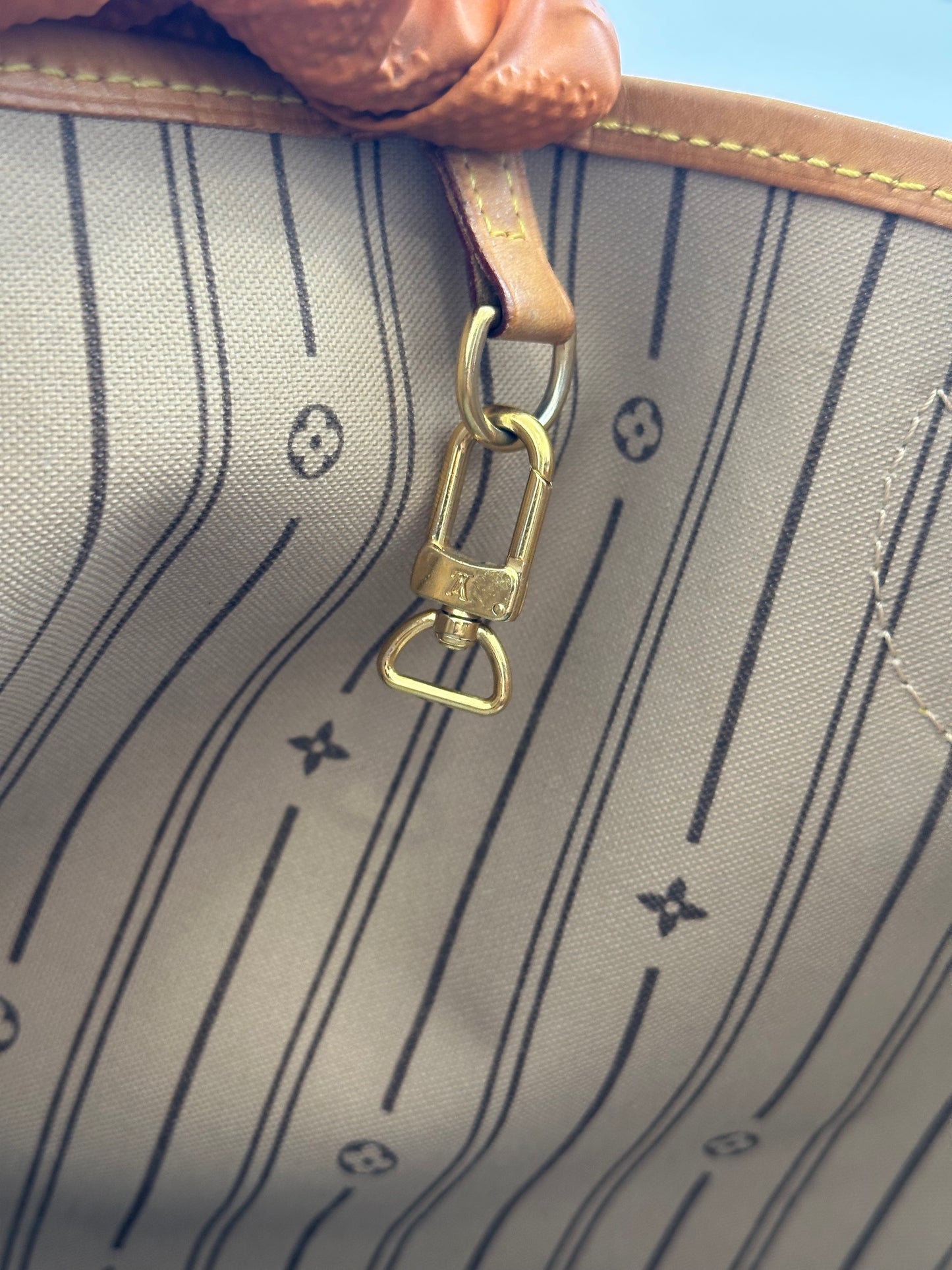 018708 - Louis Vuitton Neverfull GM