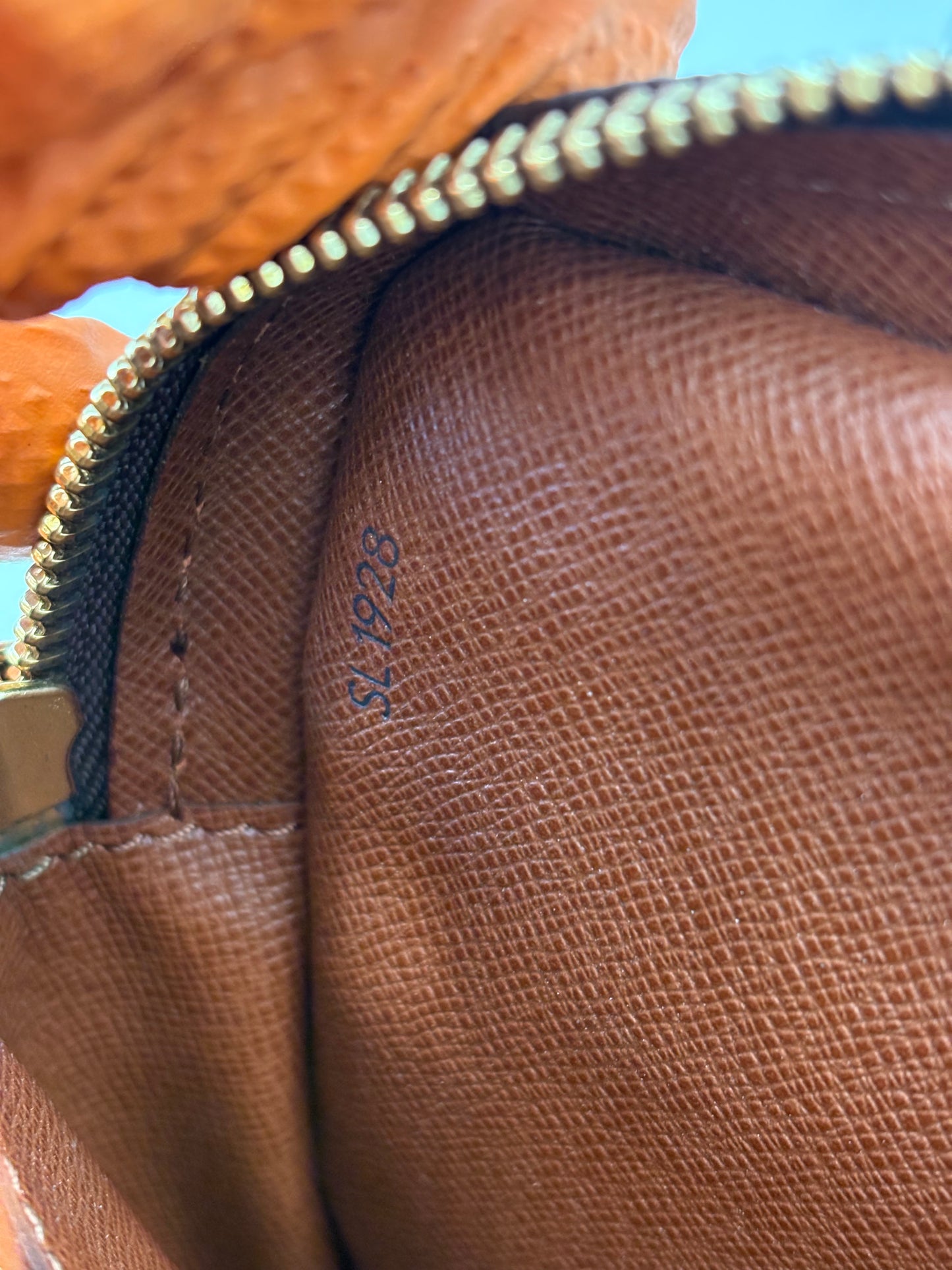 017168 - Louis Vuitton Marly Dragonne GM