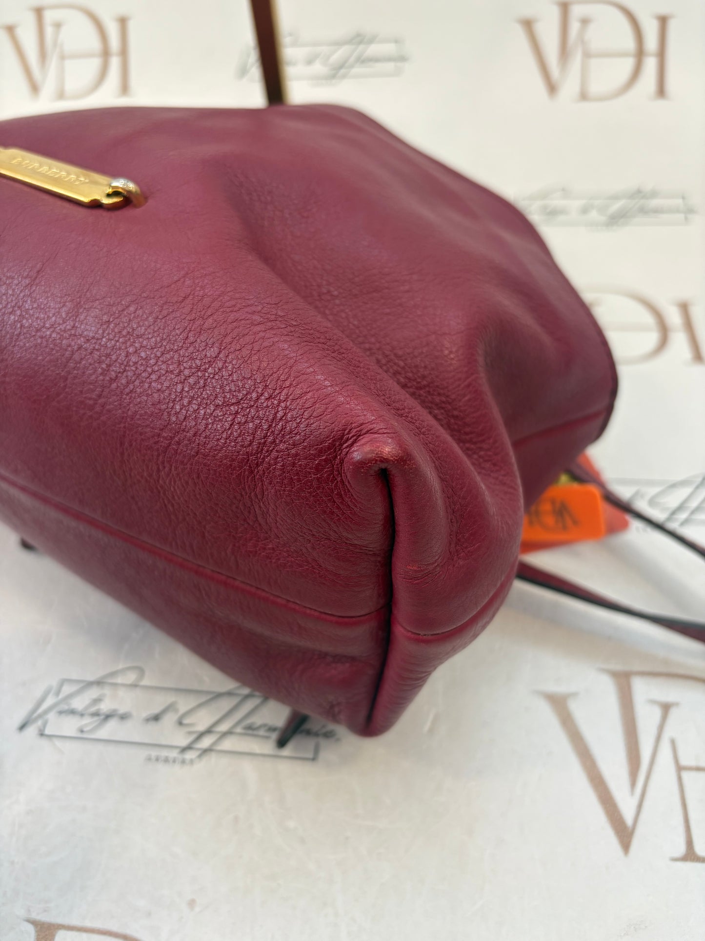 383917 - Burberry Bag