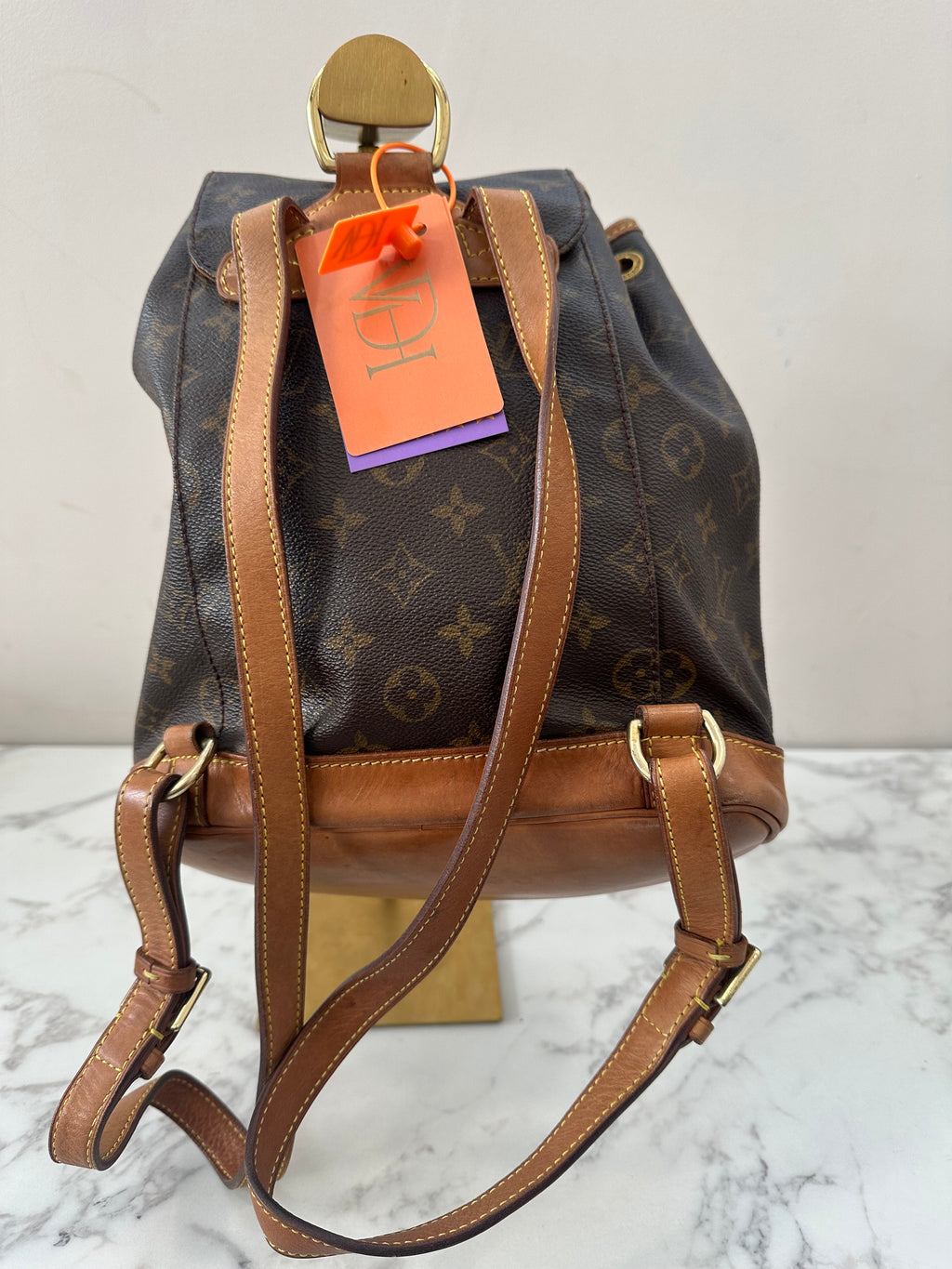 Louis Vuitton Montsouris MM