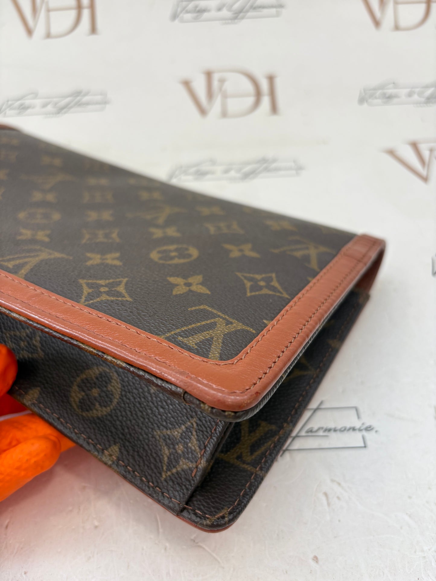 018068 - Louis Vuitton Pochette Dam GM