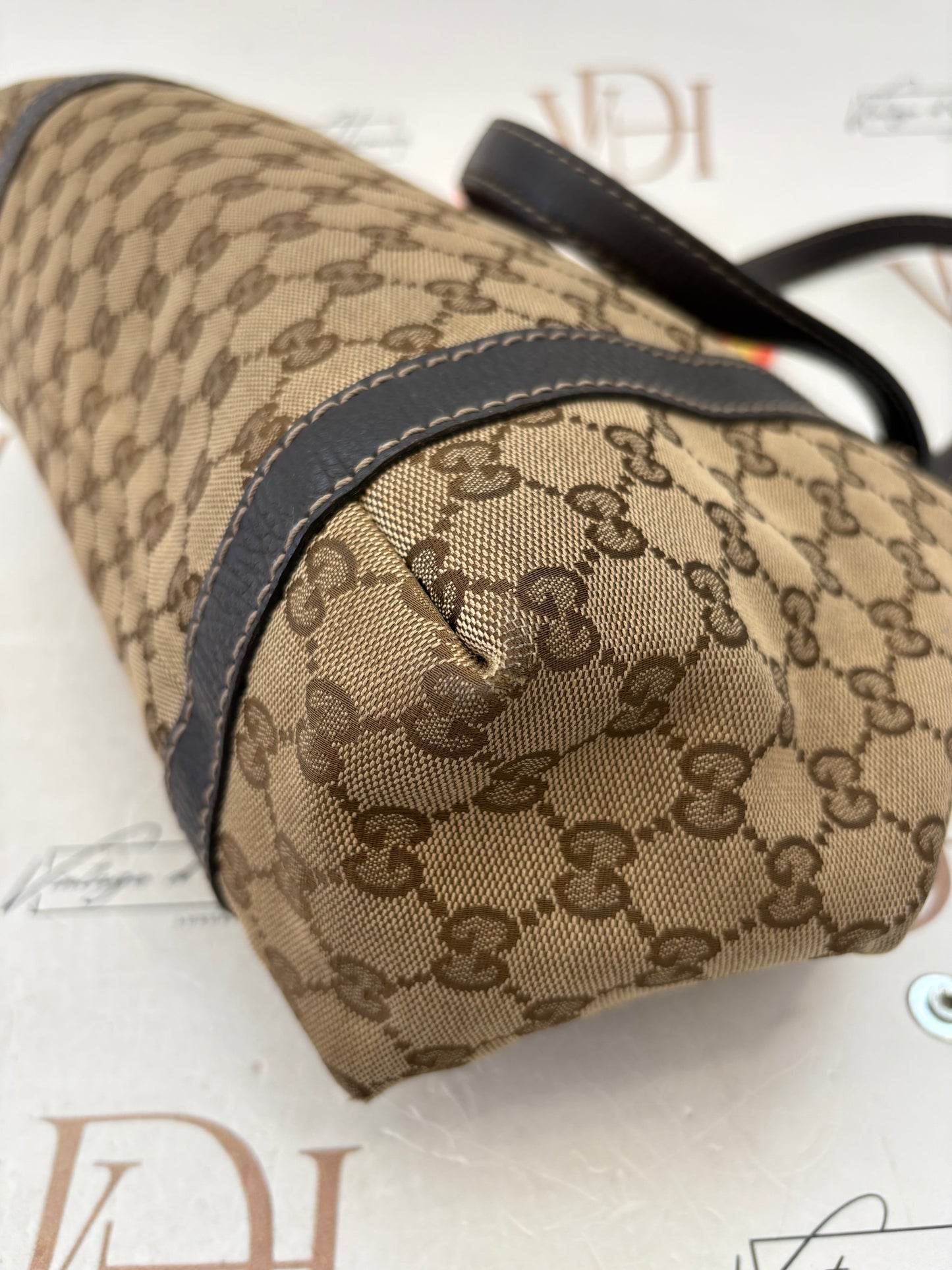383627 - Gucci Brown