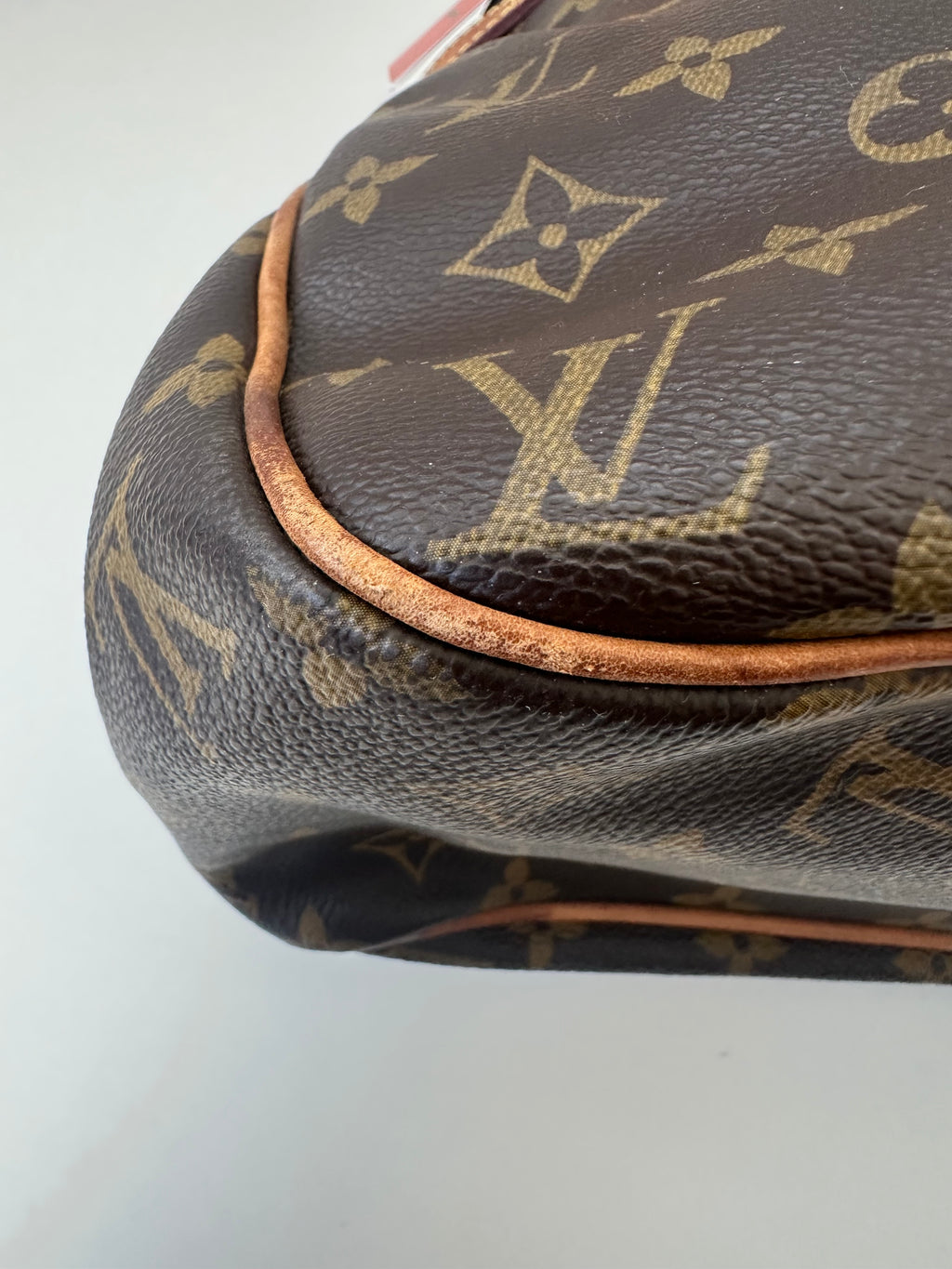 Louis Vuitton Batignolles