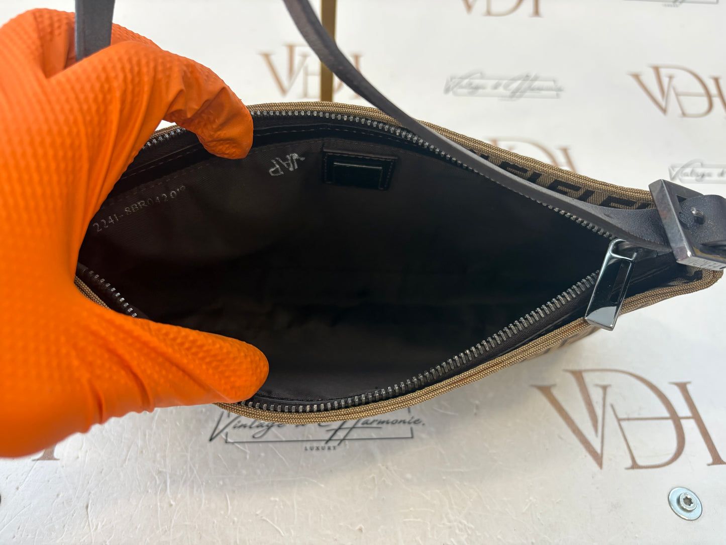 018590 - Fendi Beige Zucchino