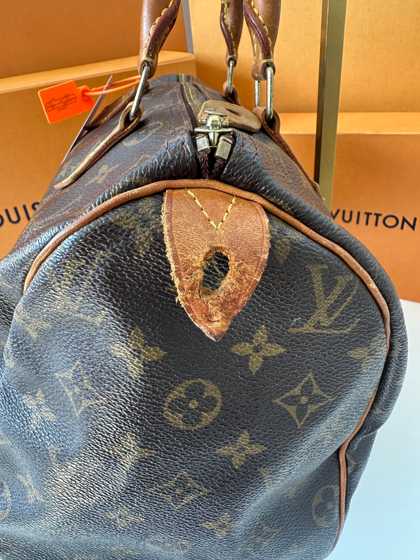 Louis Vuitton Speedy 30