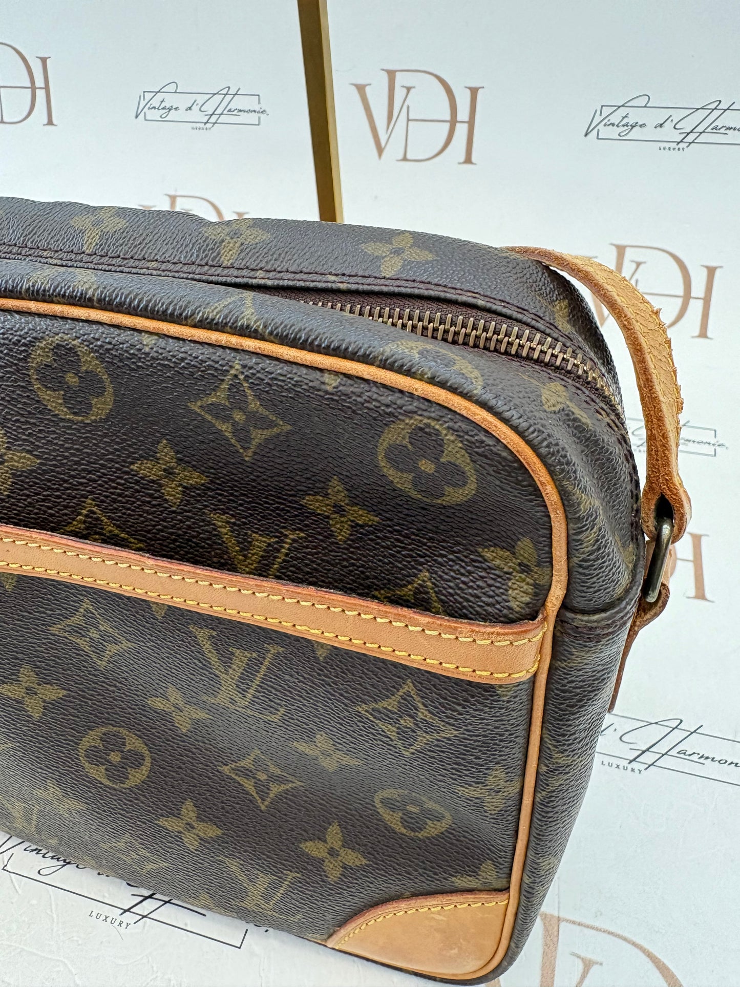 017902 - Louis Vuitton Trocadero 30