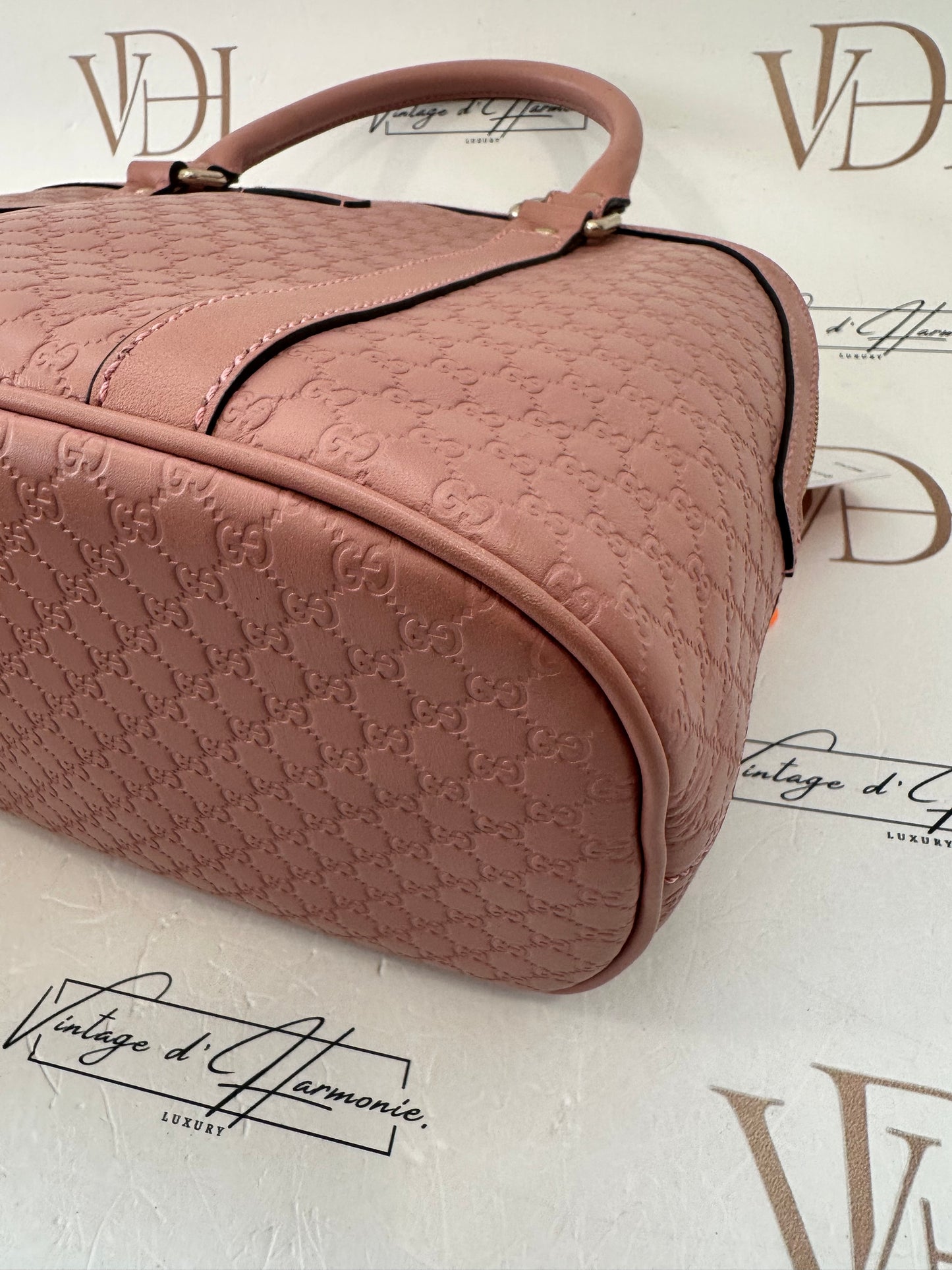 382745 - Gucci