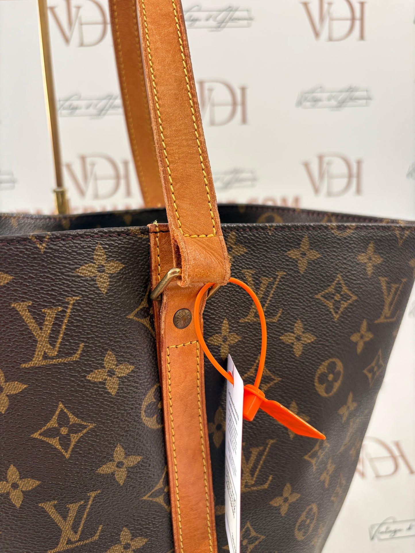 018617 - Louis Vuitton Sac Shopping