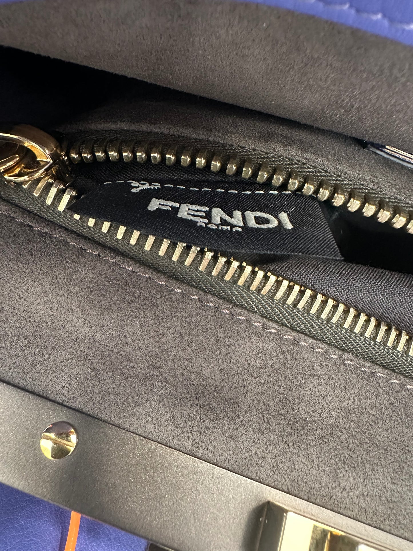 382676 - Fendi Peekaboo