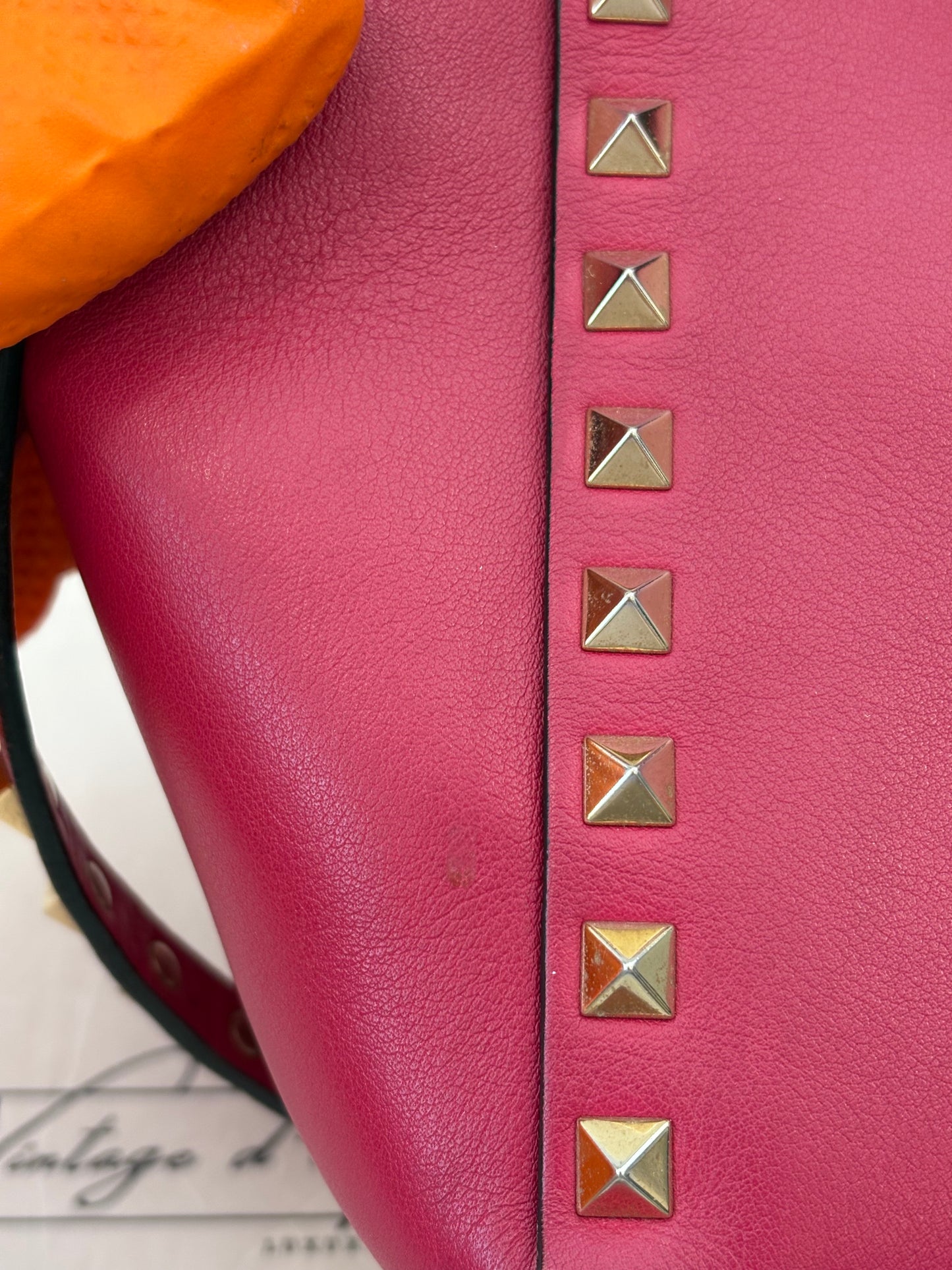 384151 - Valentino Rockstud