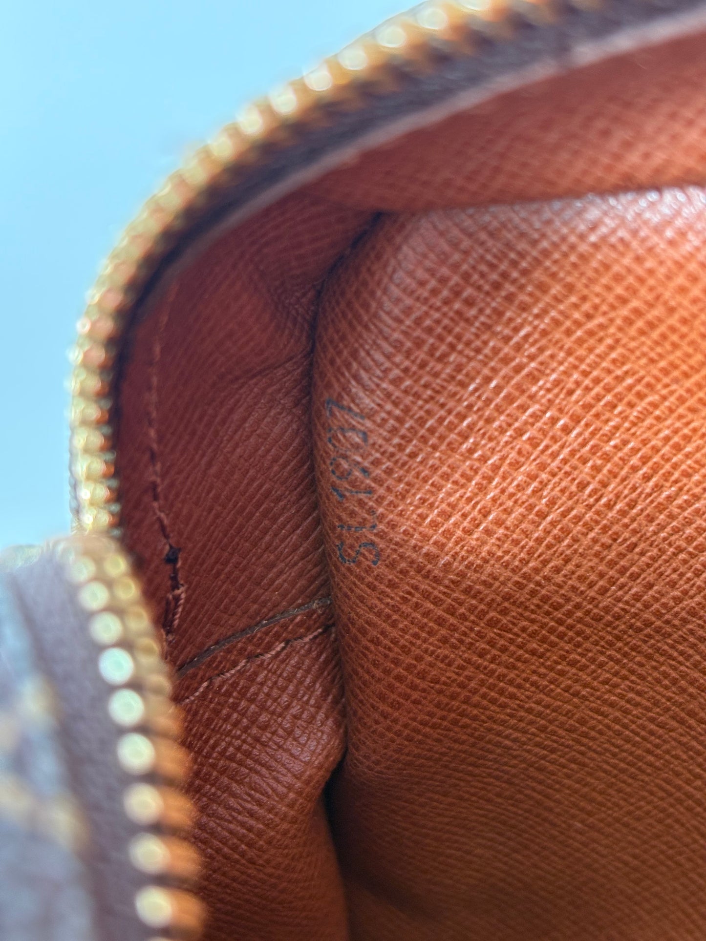 018927 - Louis Vuitton Compiegne 28