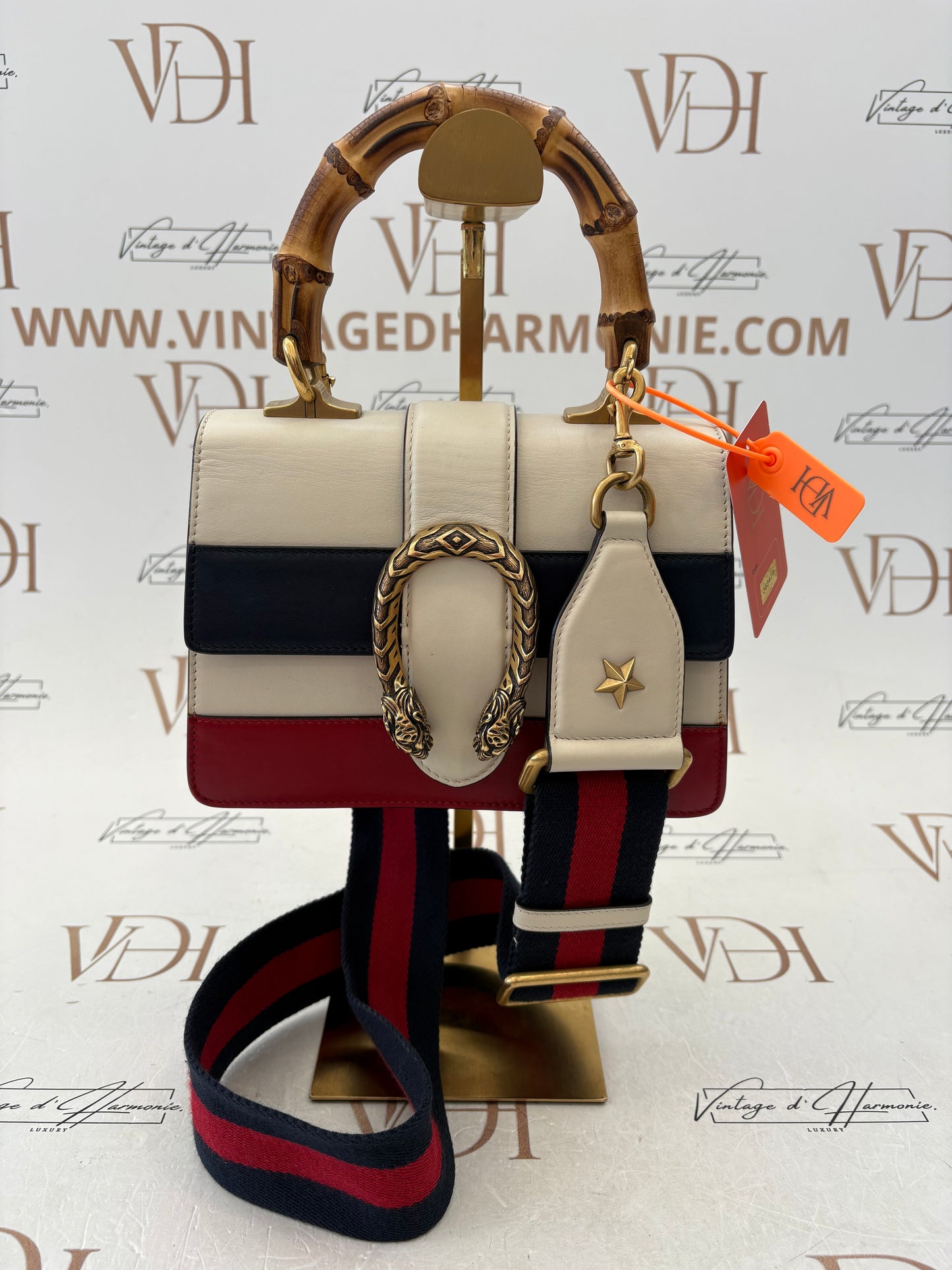 383471 - Gucci Dionysus