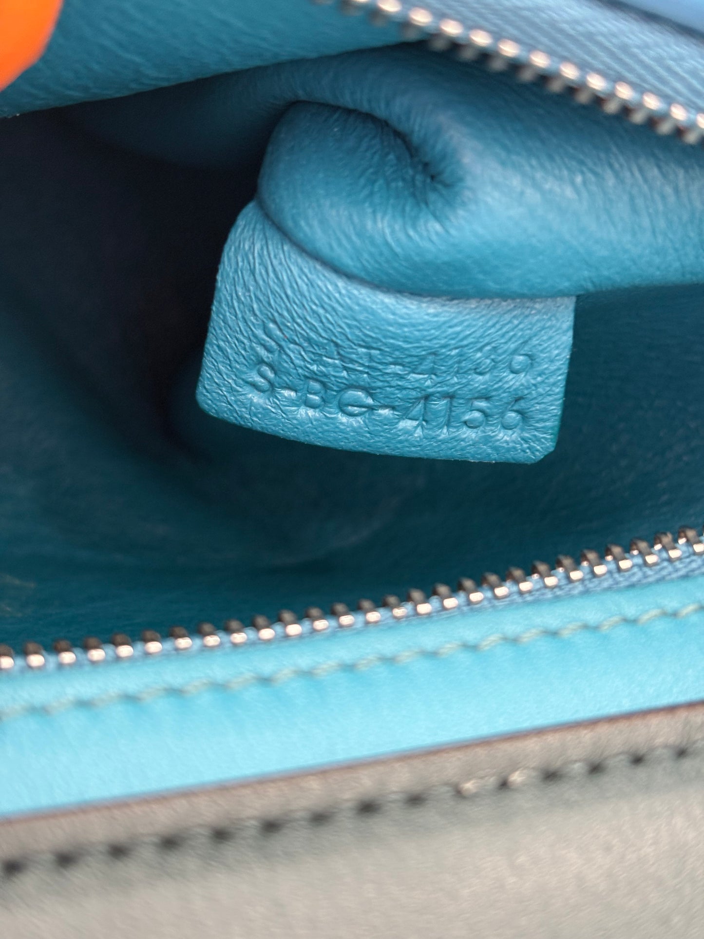 383732 - Céline Trapeze