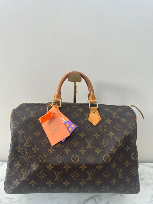 Louis Vuitton Speedy 35