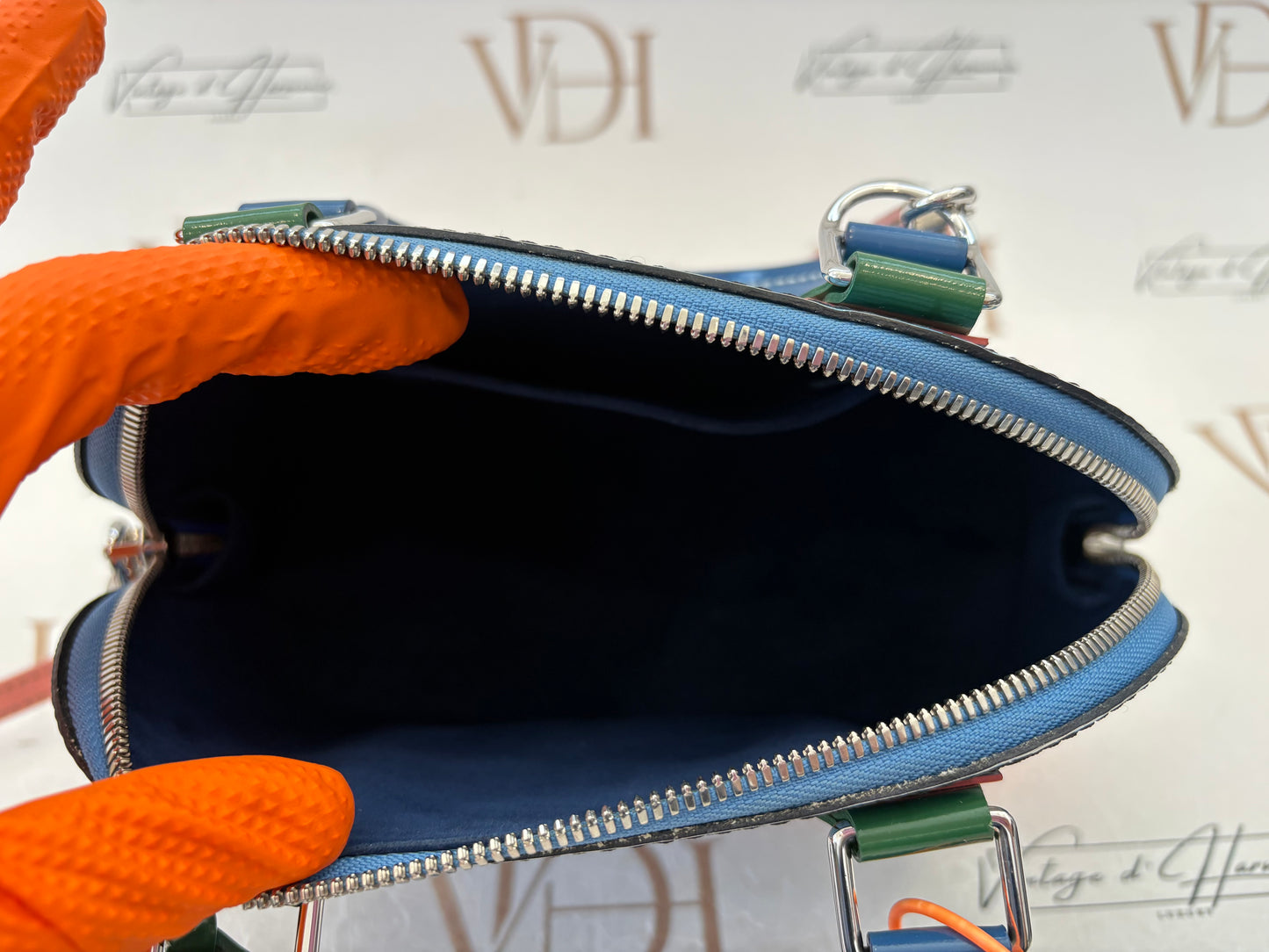 383529 - Louis Vuitton Alma BB