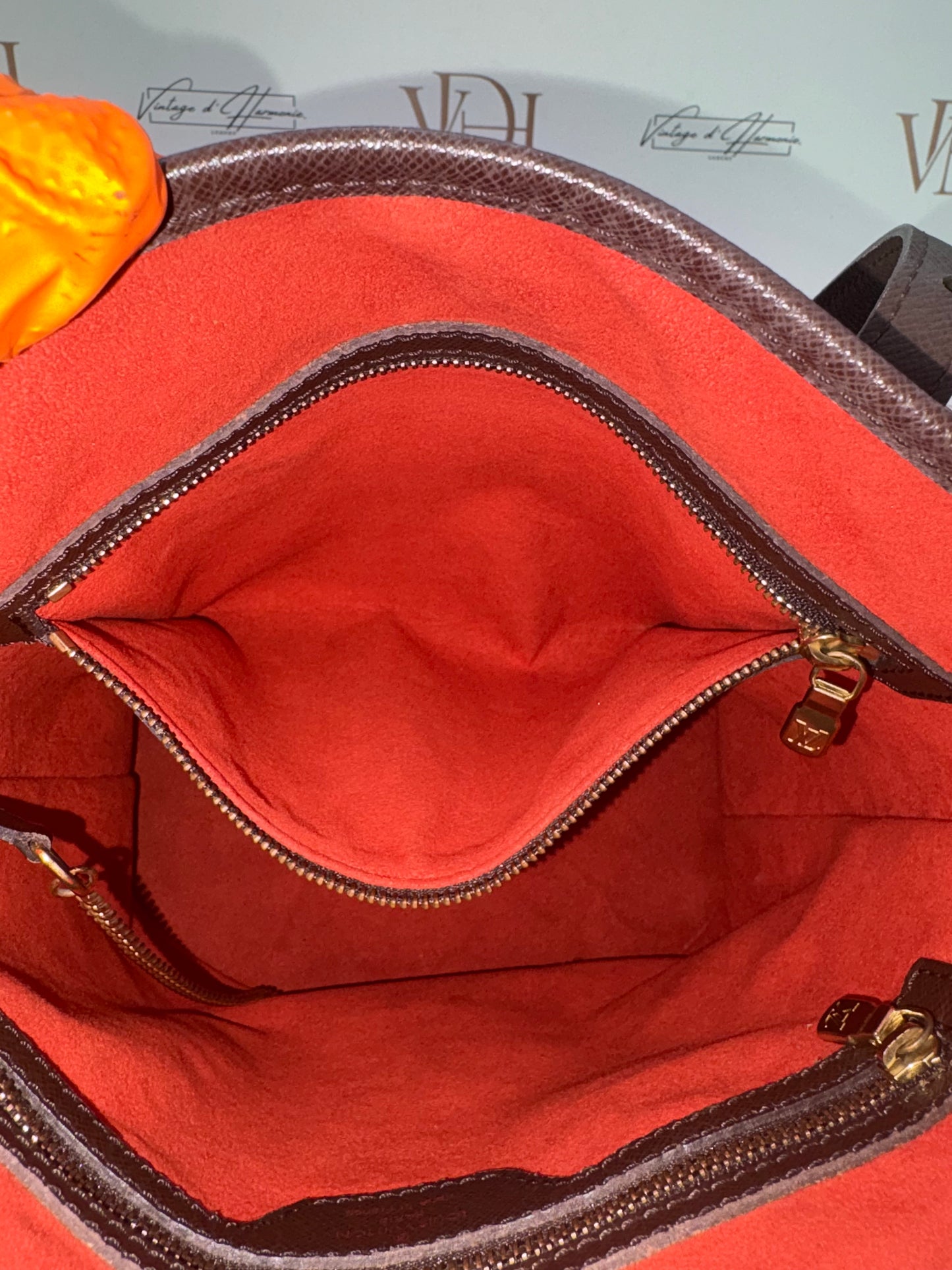 018663 - Louis Vuitton Marais Damier