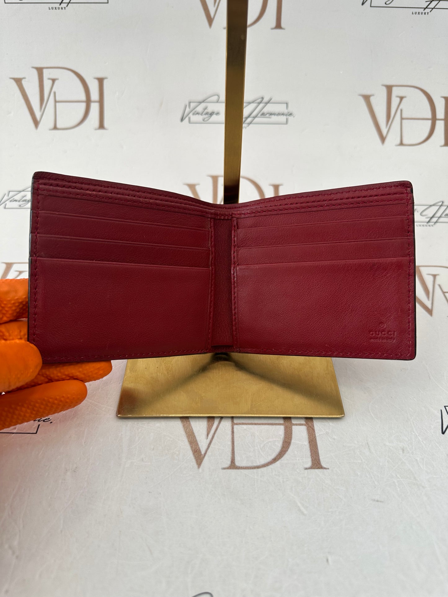 383013 - Gucci Wallet