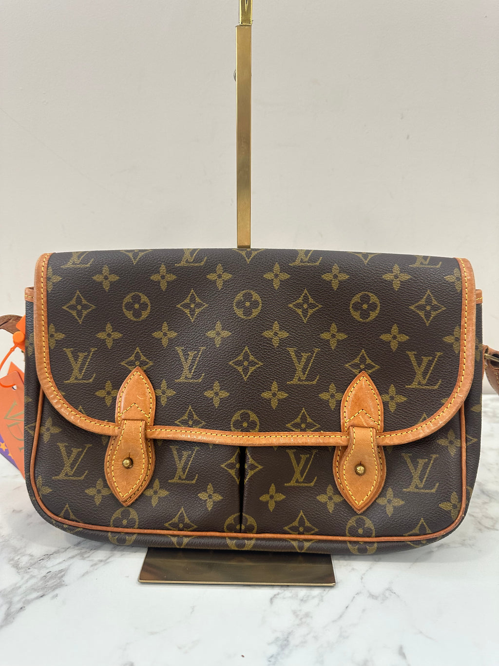 Louis Vuitton Gibeciere MM