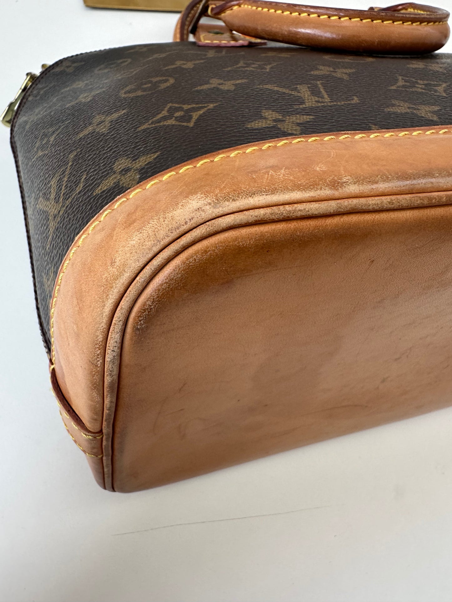 Louis Vuitton Alma