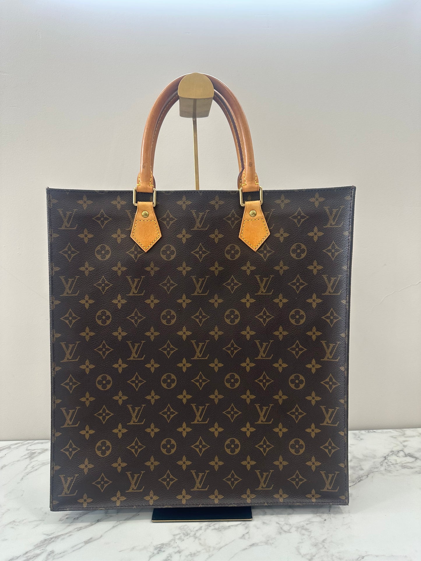 Louis Vuitton Sac Plat