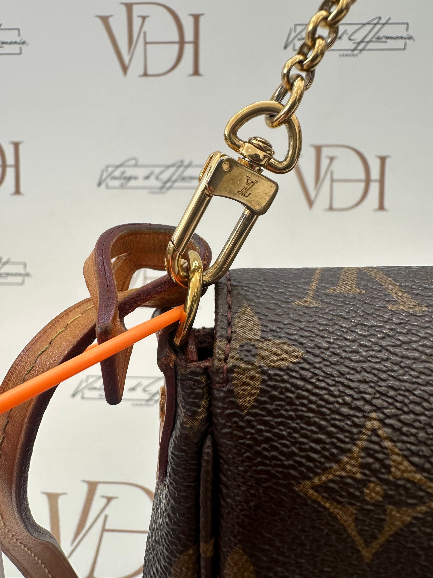 382761 - Louis Vuitton Favorite