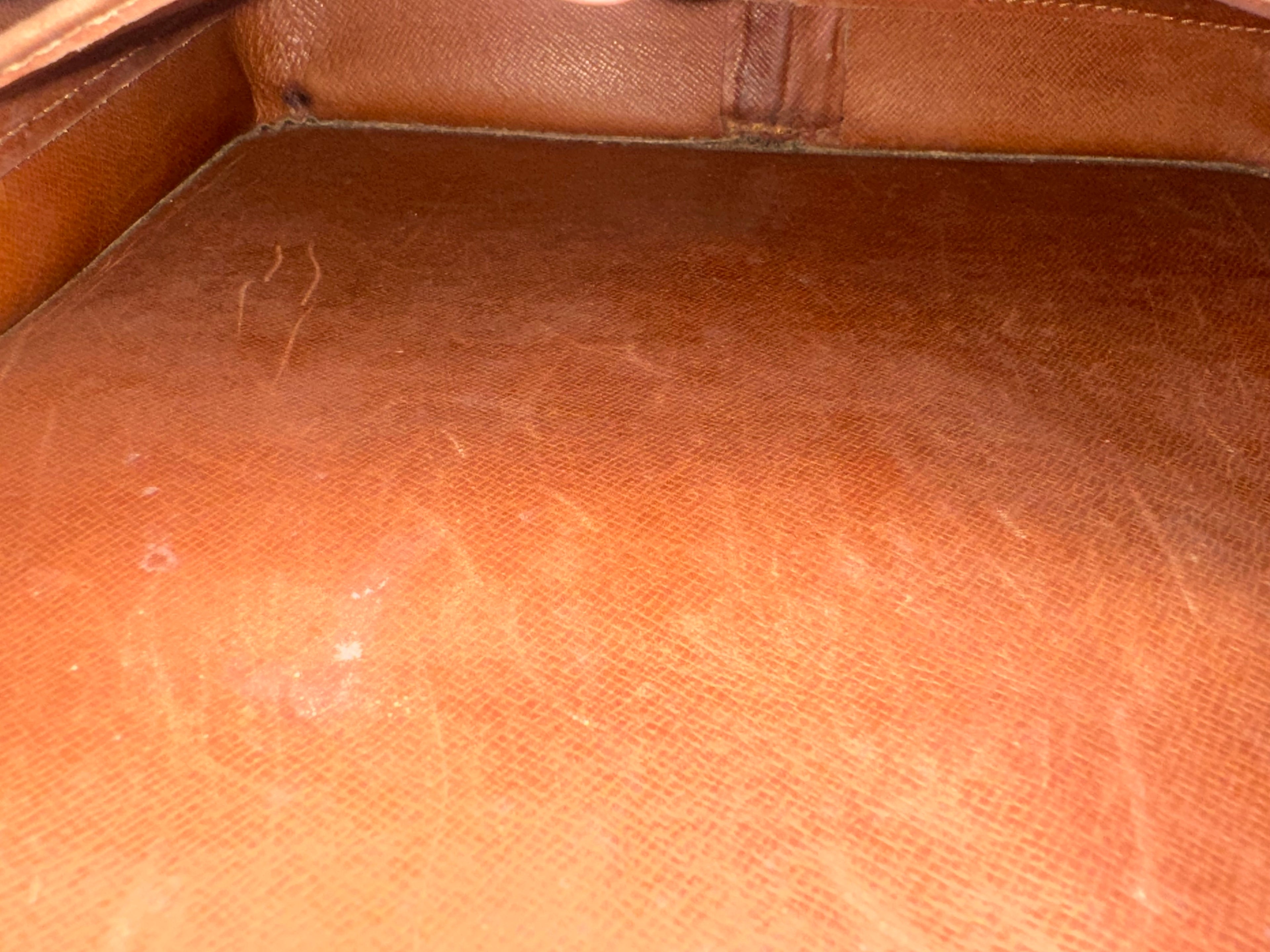 Louis Vuitton Cartouchiere GM