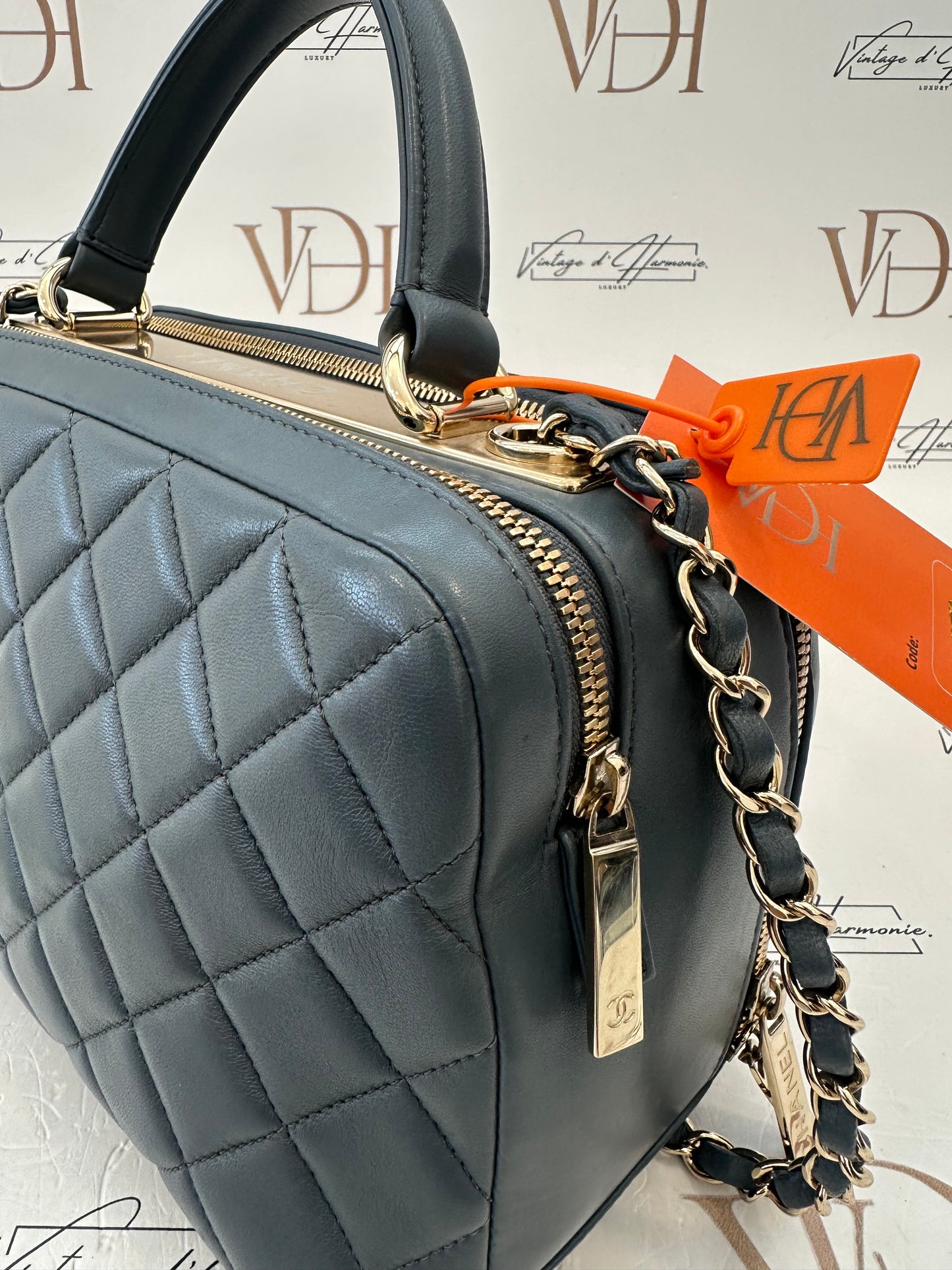 017899 - Chanel Gray Lambskin Trendy CC