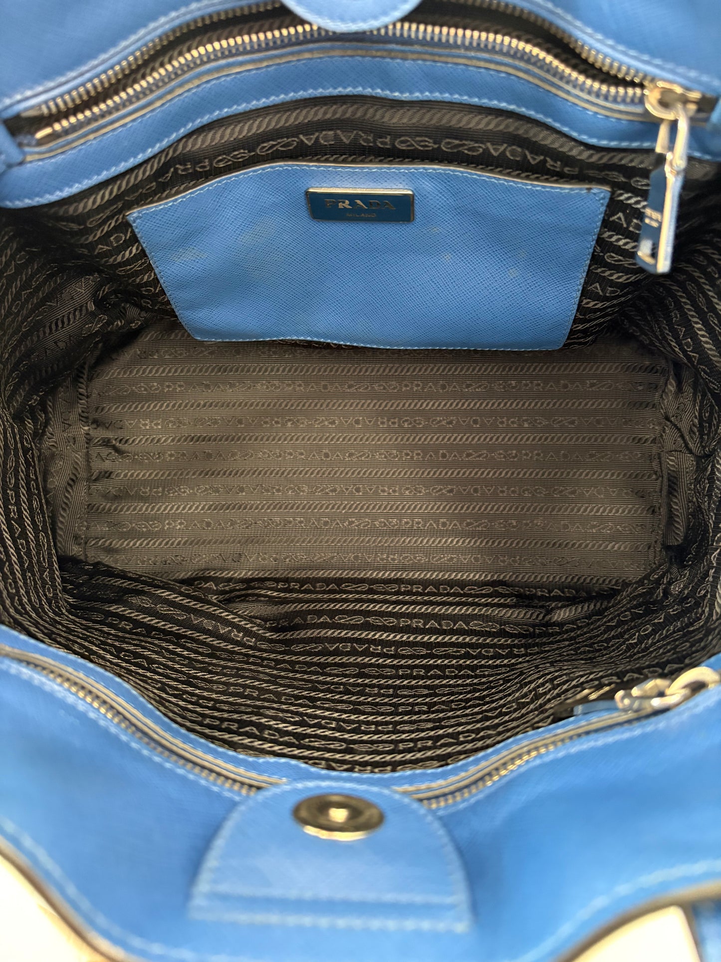 383519 - Prada Blu