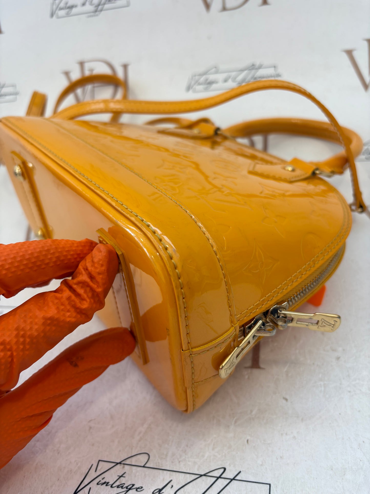 Louis Vuitton Alma BB