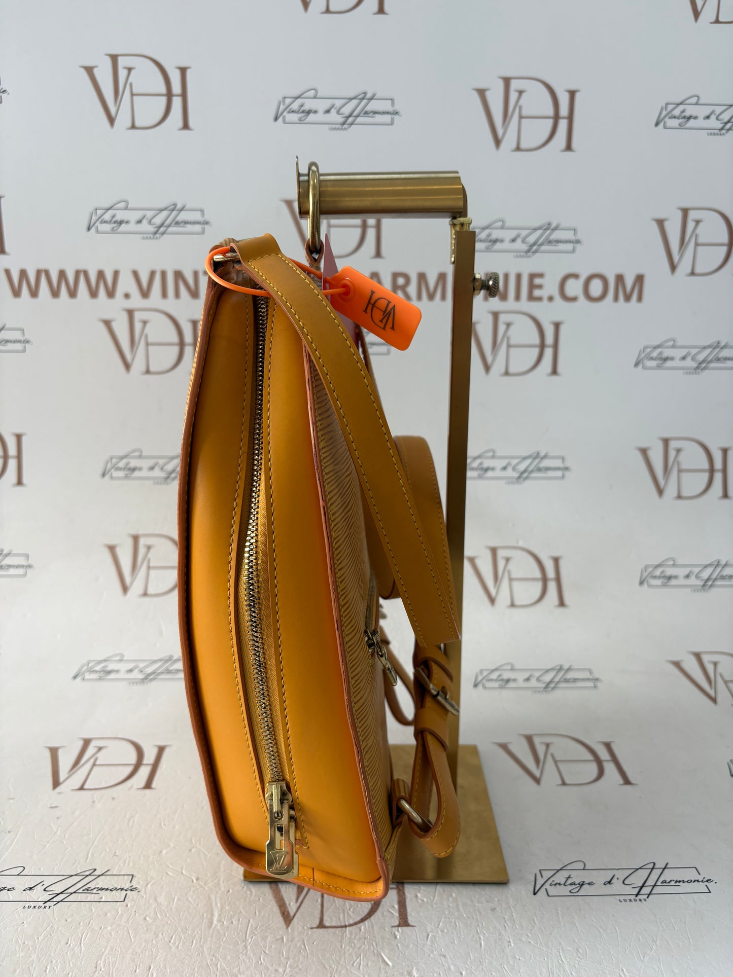 017041 - Louis Vuitton Epi Mabillon