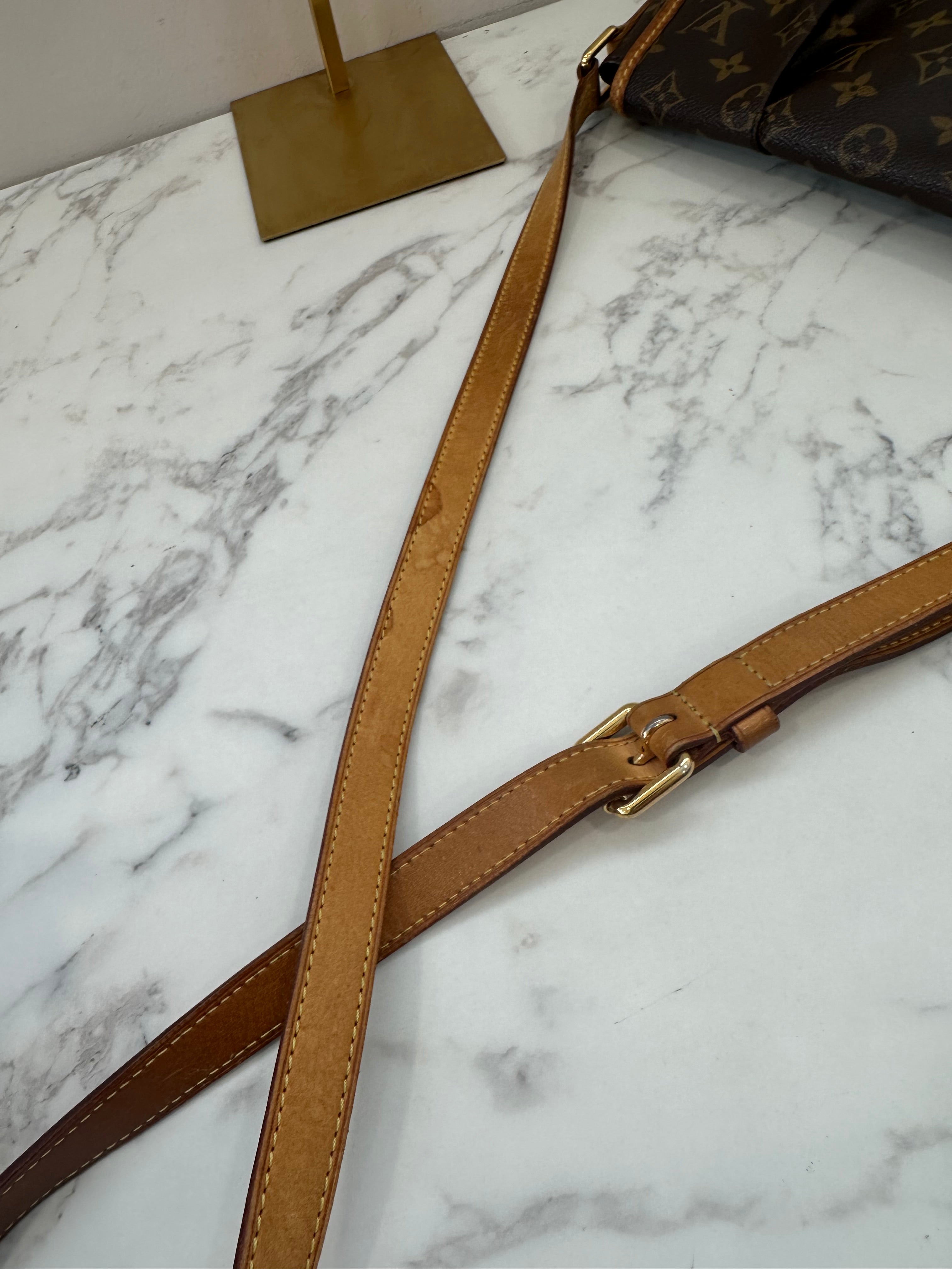 Louis Vuitton Menilmontant PM