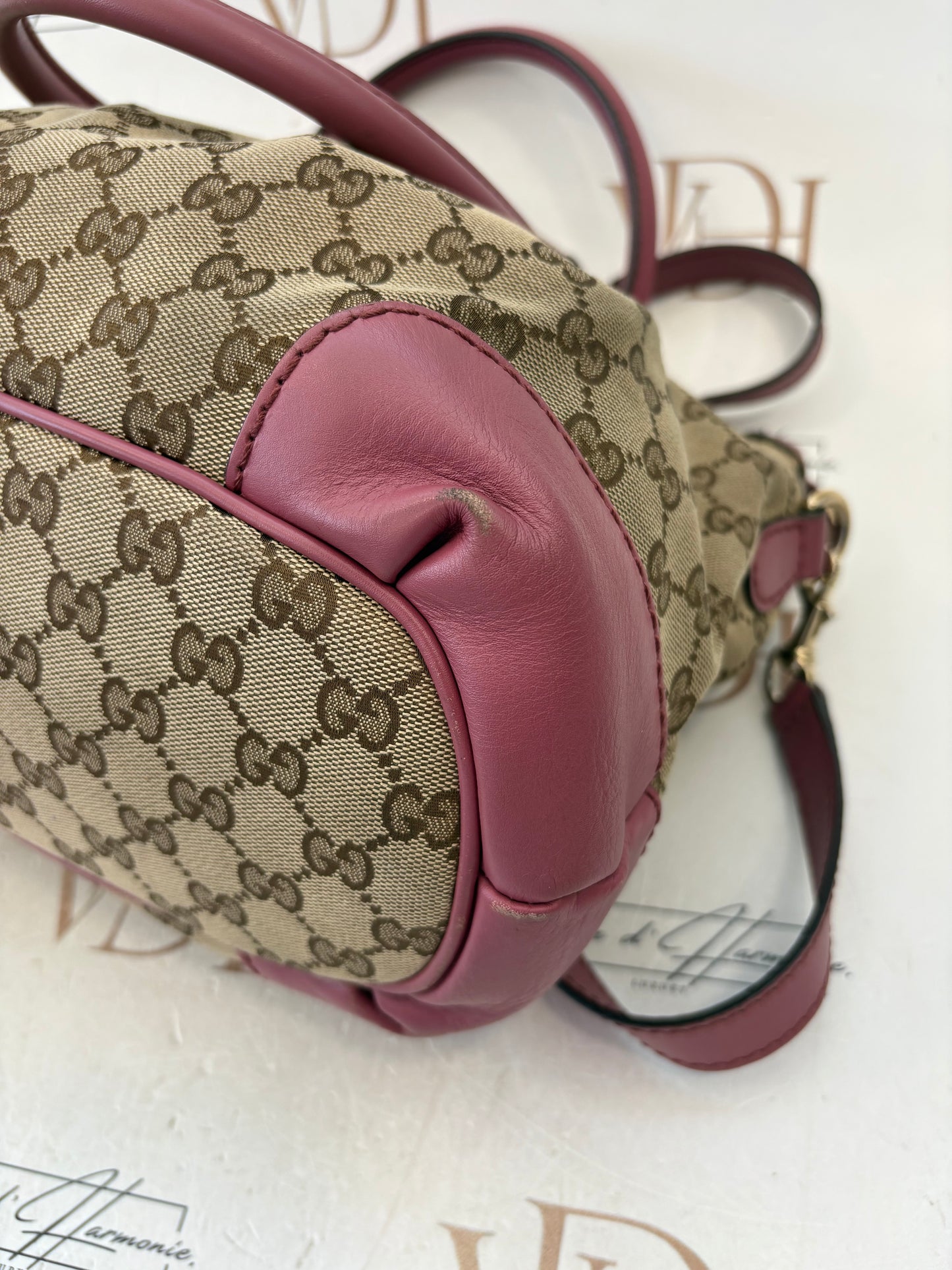 383977 - Gucci Sukey