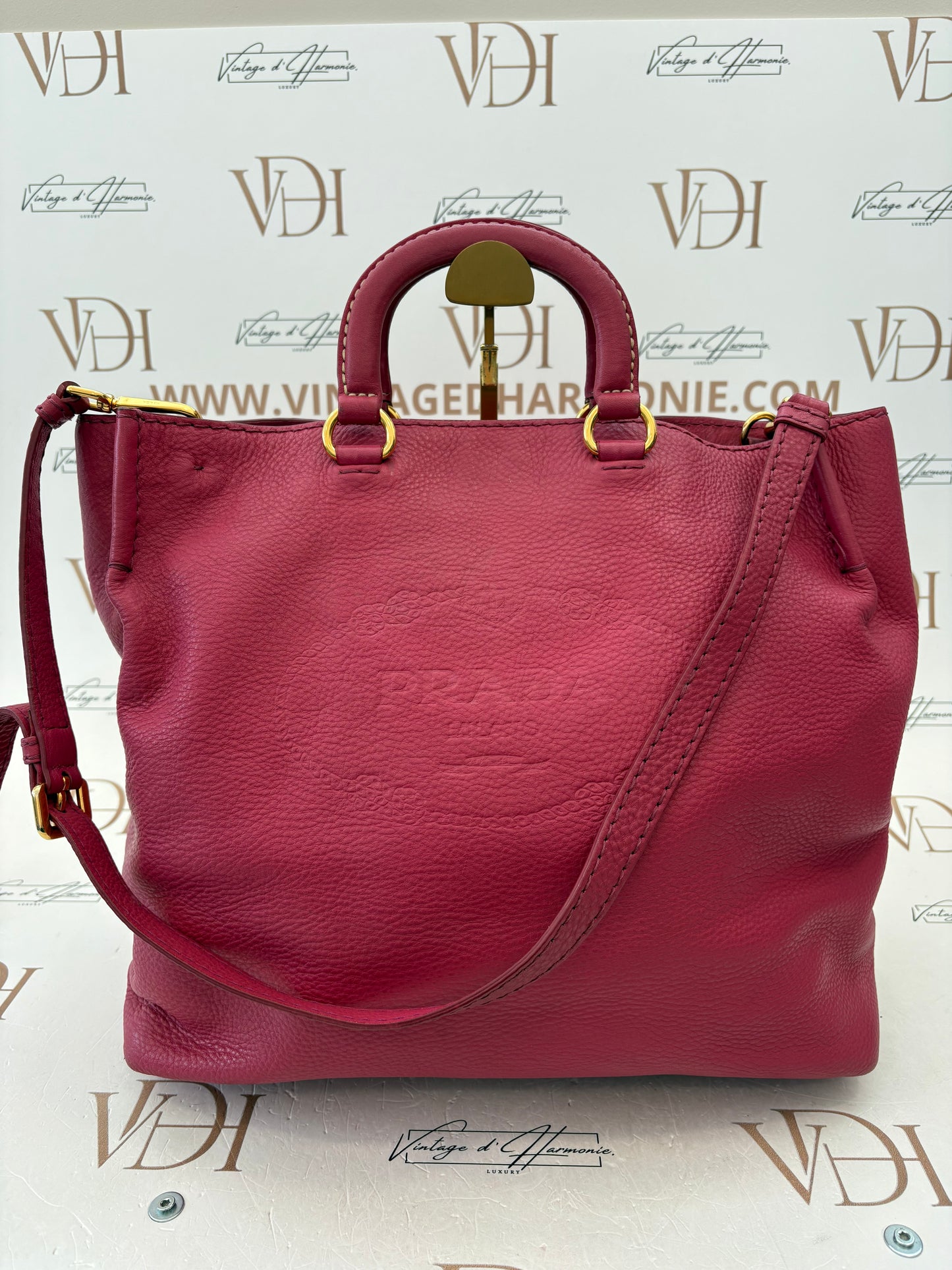 382902 - Prada Tote Pink