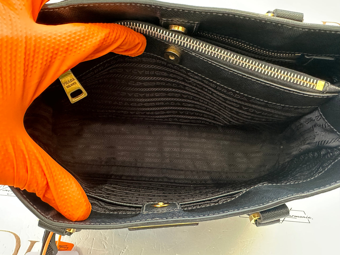 382512 - Prada Galleria Black