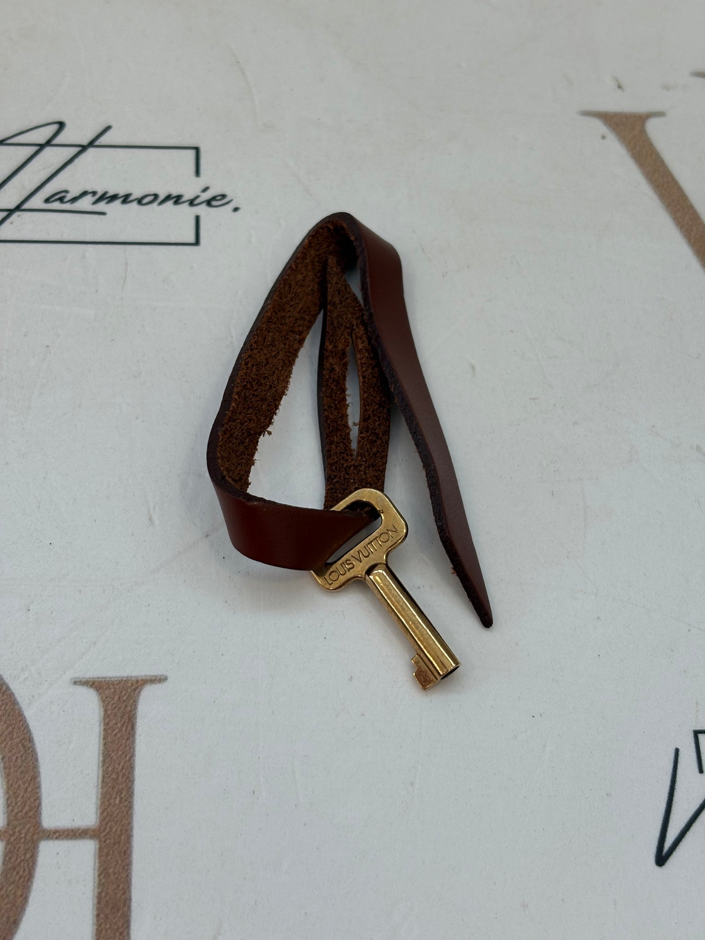 017120 - Louis Vuitton Concorde
